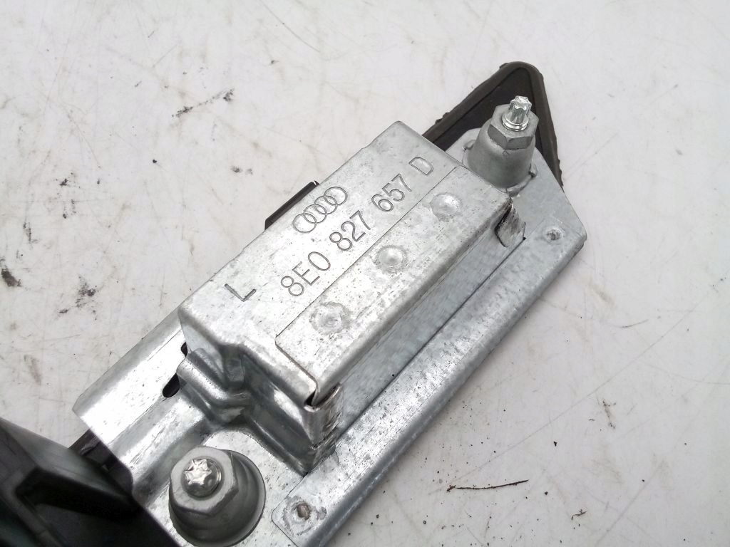 Audi A4 B7 kombi cap moulding handle mikrostyk bonnet 8E0827657D