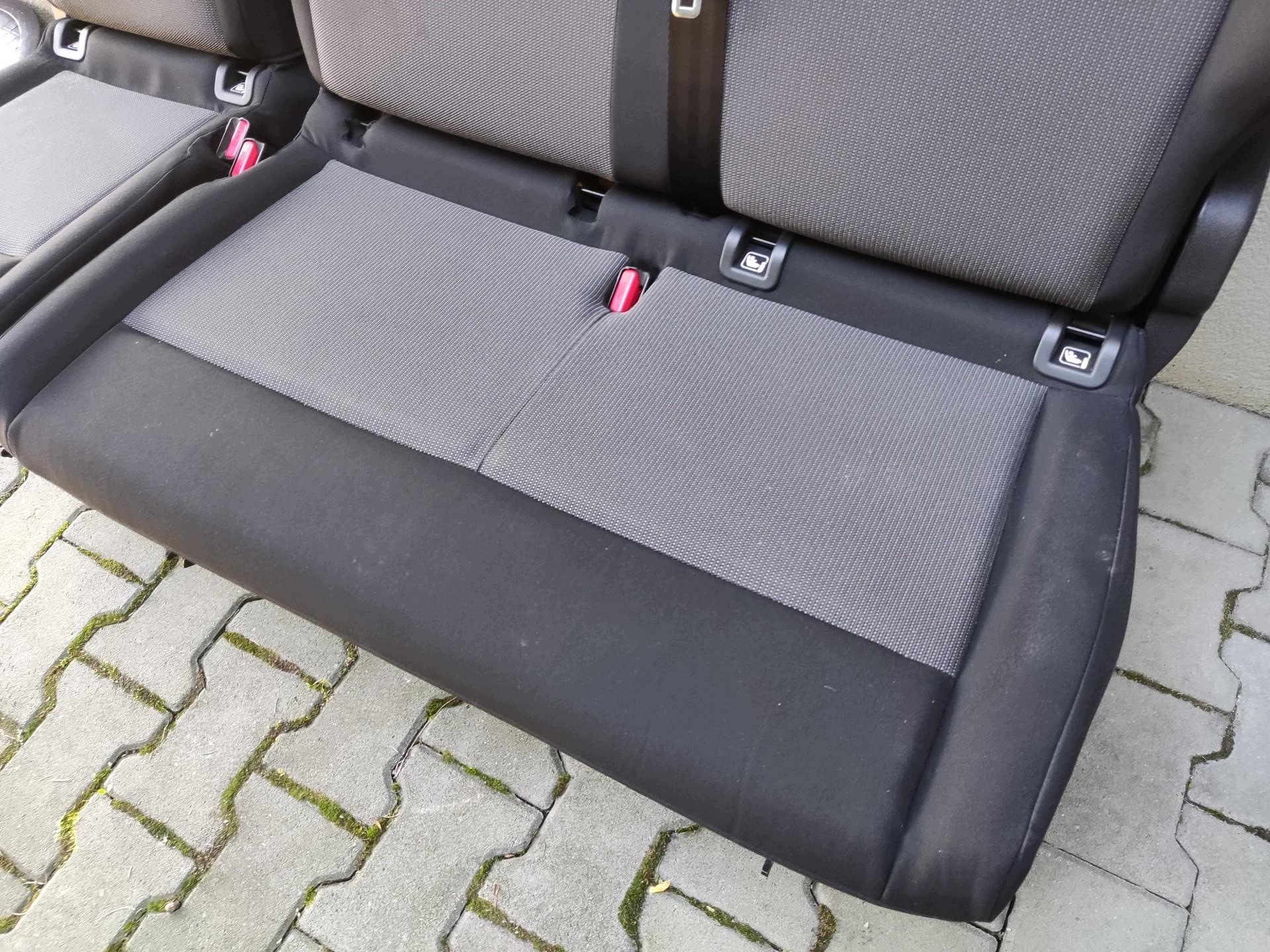 siège LAWKA siège 2 II rangée arrière PEUGEOT EXPERT CITROEN JUMPY III 2016-2023