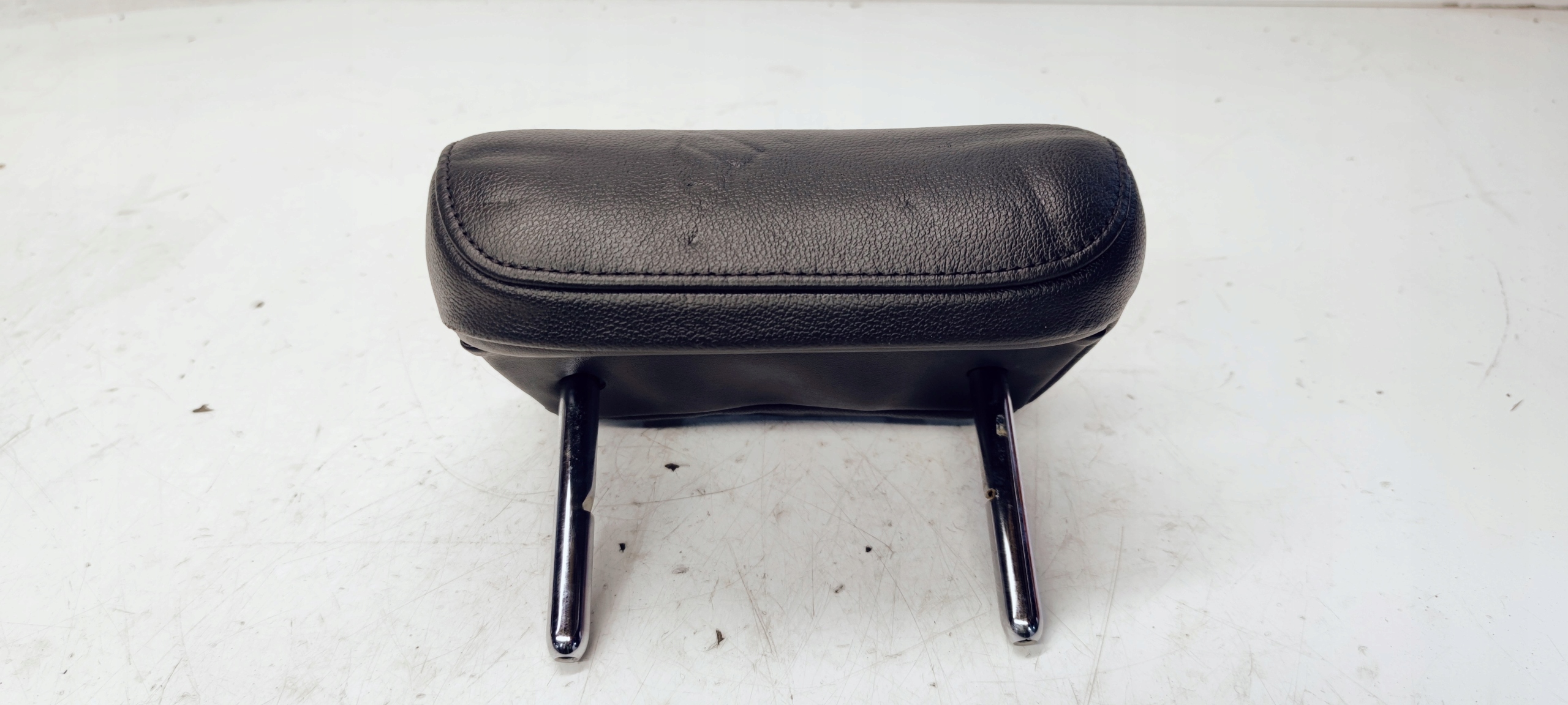 KOPFSTUETZEN SITZ MITTE HECK LEDER AUDI A6 C7