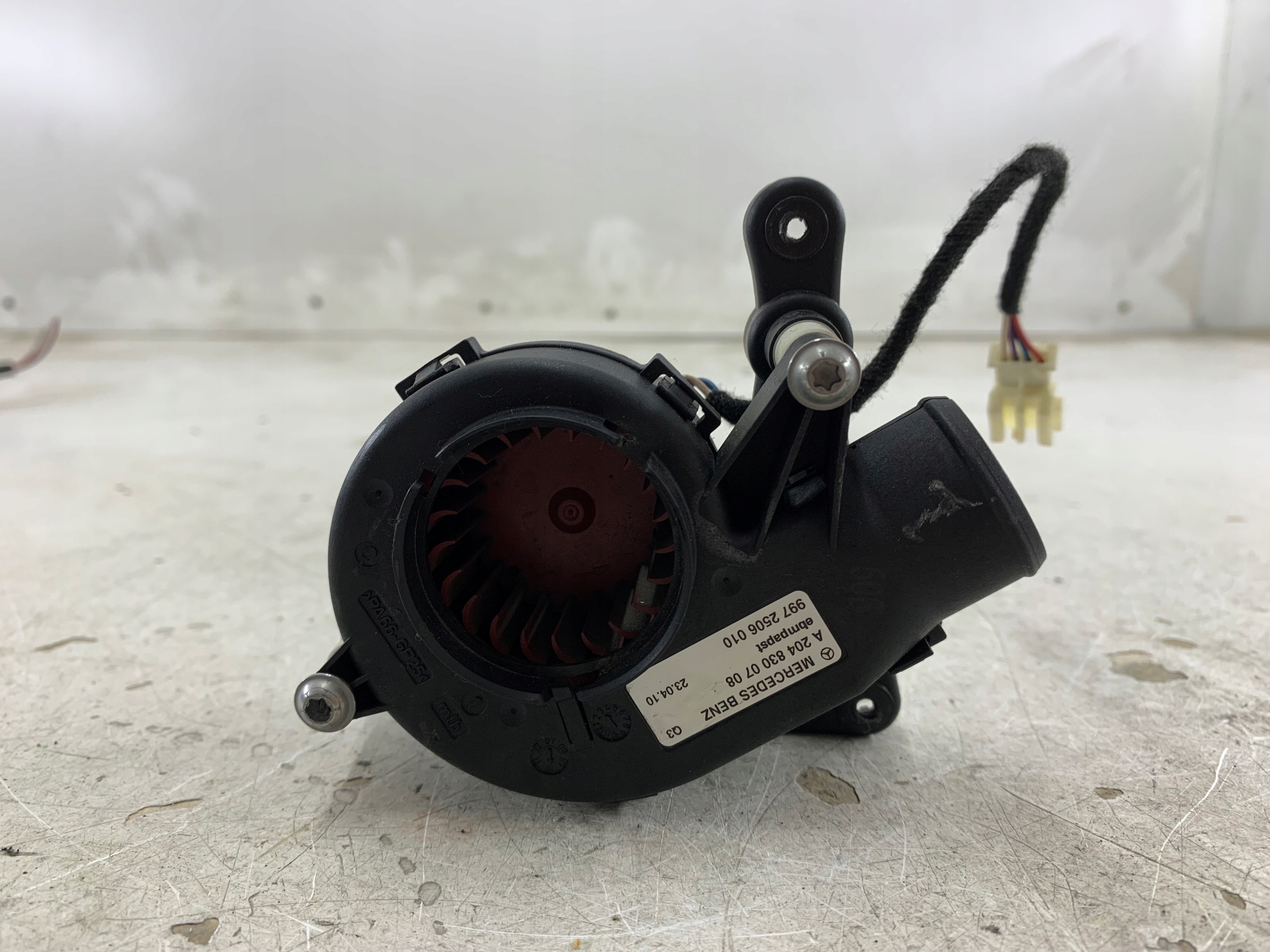 MERCEDES W212 fan heating KOMPUTEROW KOMPUTERA A2048300708