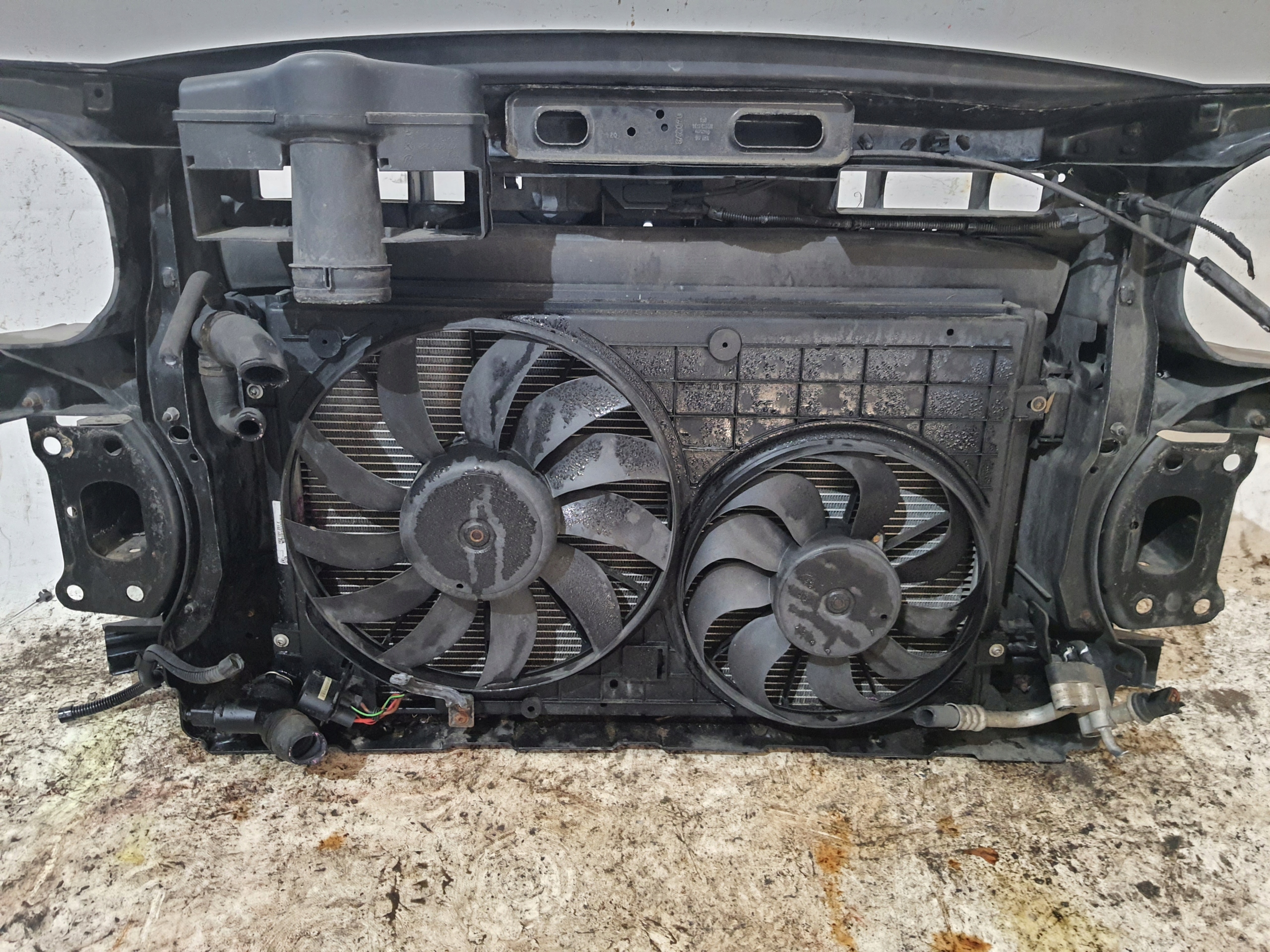VOLKSWAGEN TOURAN 01-06 Schlossträger FSI