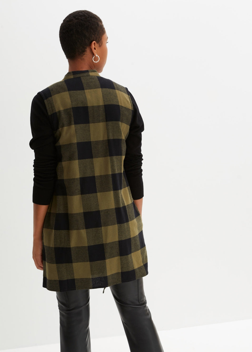 DA13 KAMIZELKA DAMSKA NARZUTKA FLANELOWA W KRATĘ r 48 OLIWKOWO-CZARNA Rozmiar 48