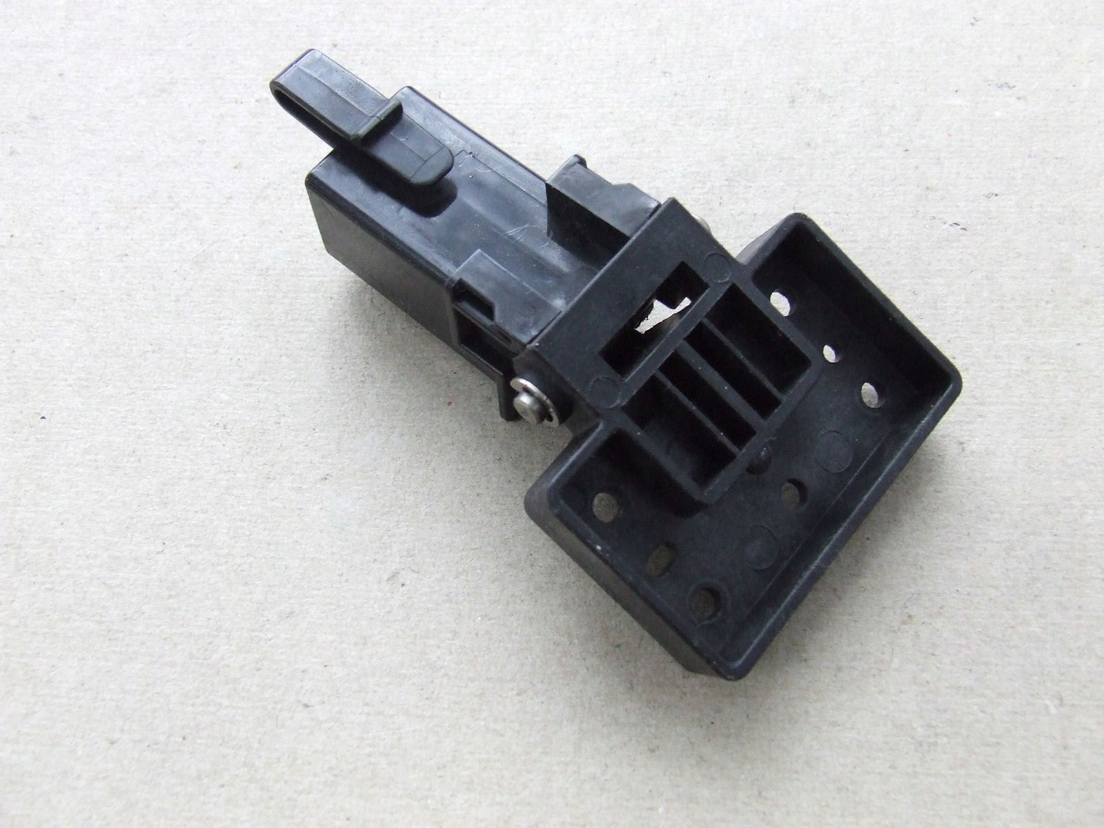 Zawias RADF BIZHUB c35 Kod producenta Z_14