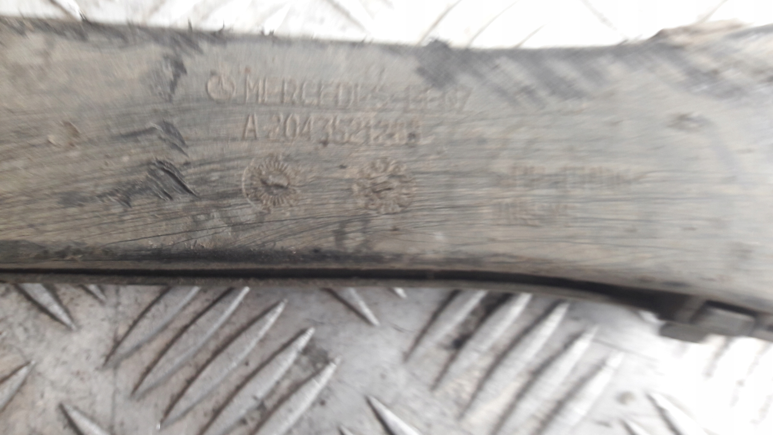 MERCEDES W204 Querlenker heck oben 2043521488