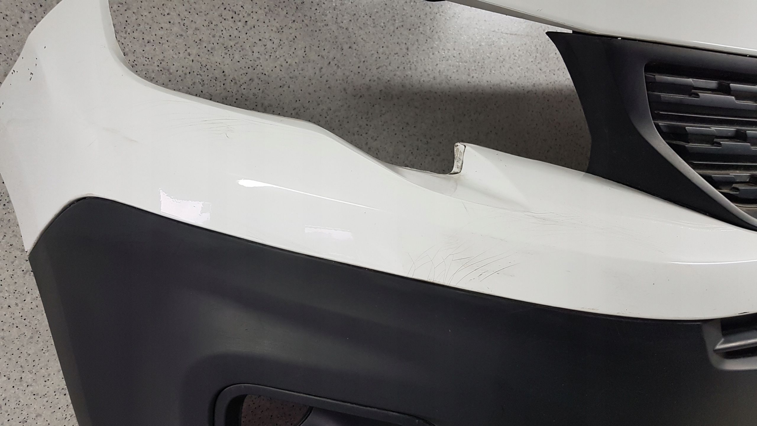 PEUGEOT PARTNER IV 4 2020 - bumper front 2355