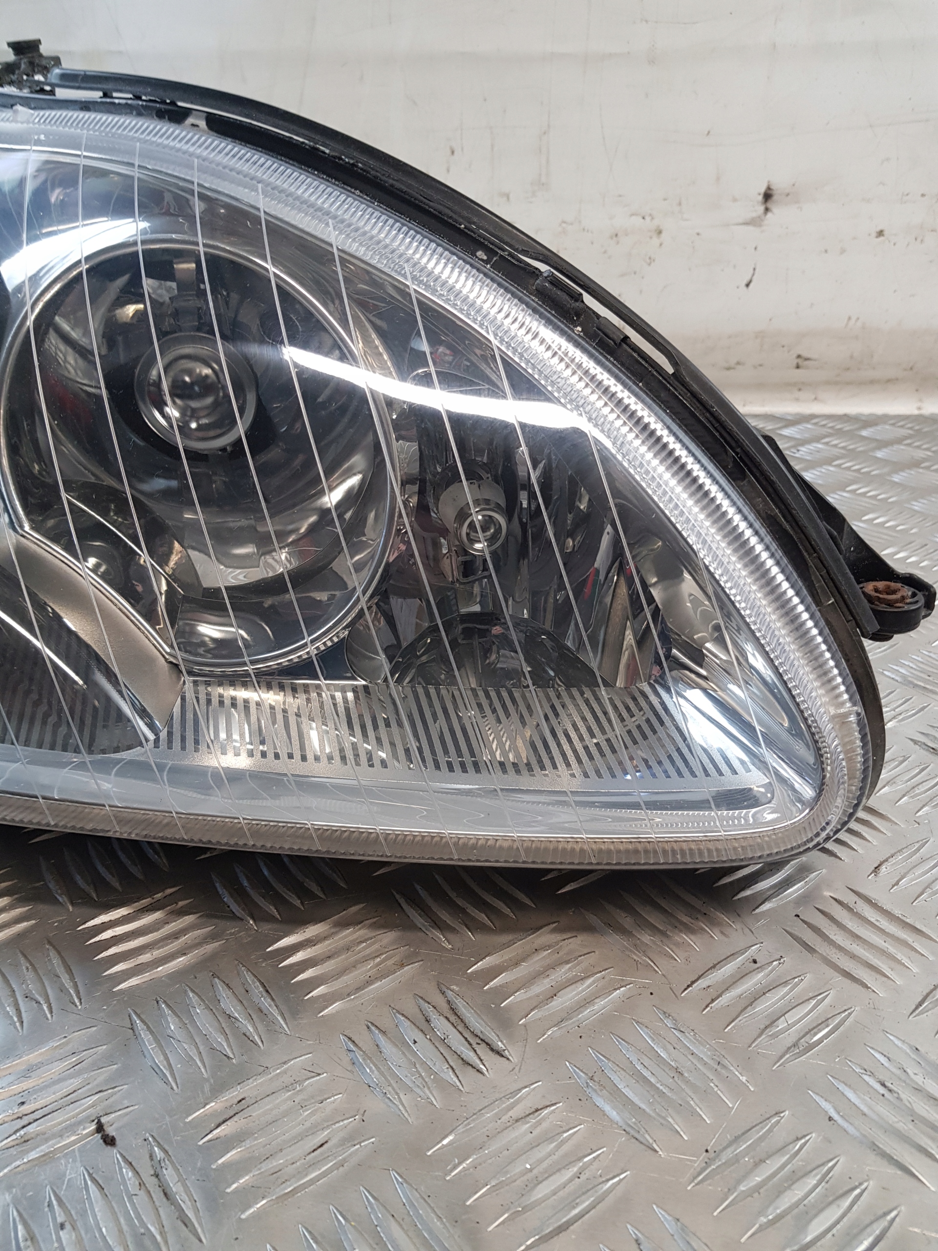 MERCEDES W220 light right front XENON 02R- EUROPA