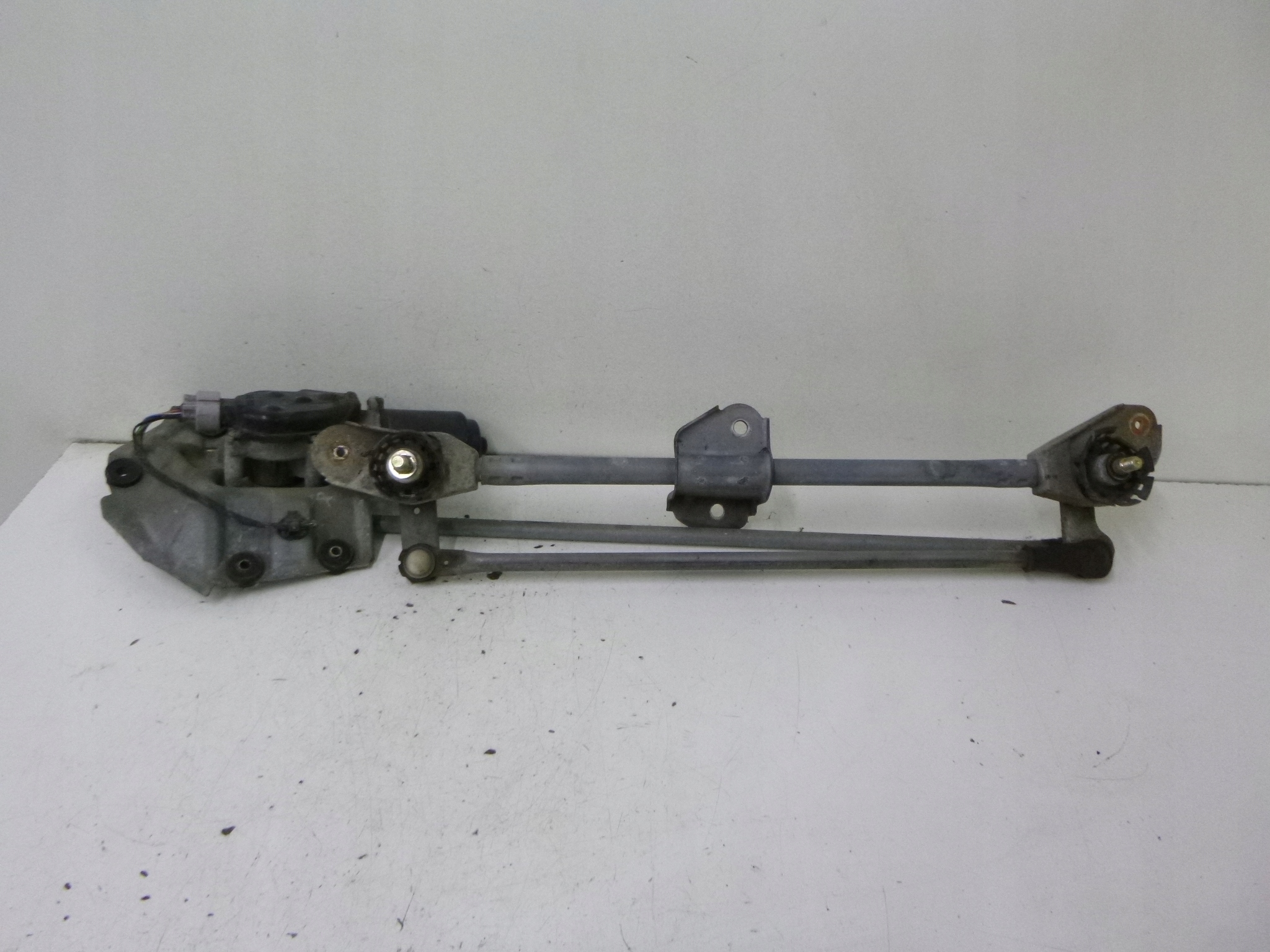wiper mechanism front Mitsubishi Lancer VII