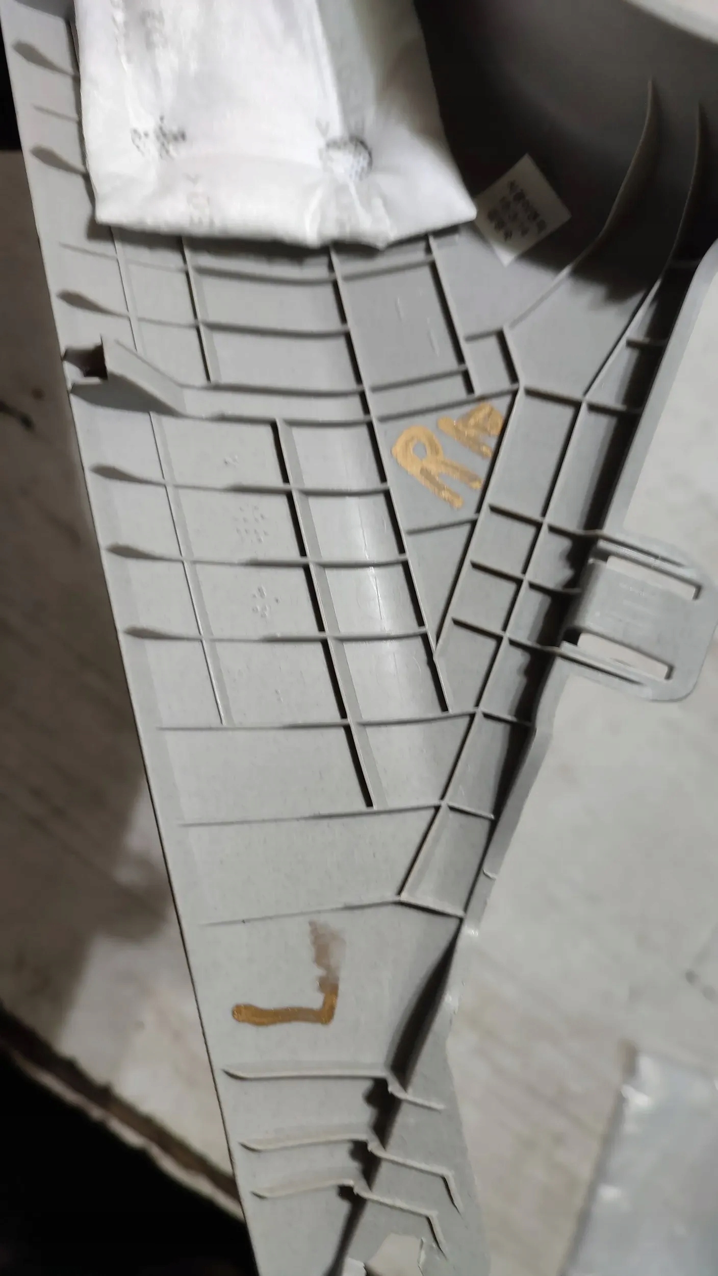 KIA Rio IV 18r front side left side slupka