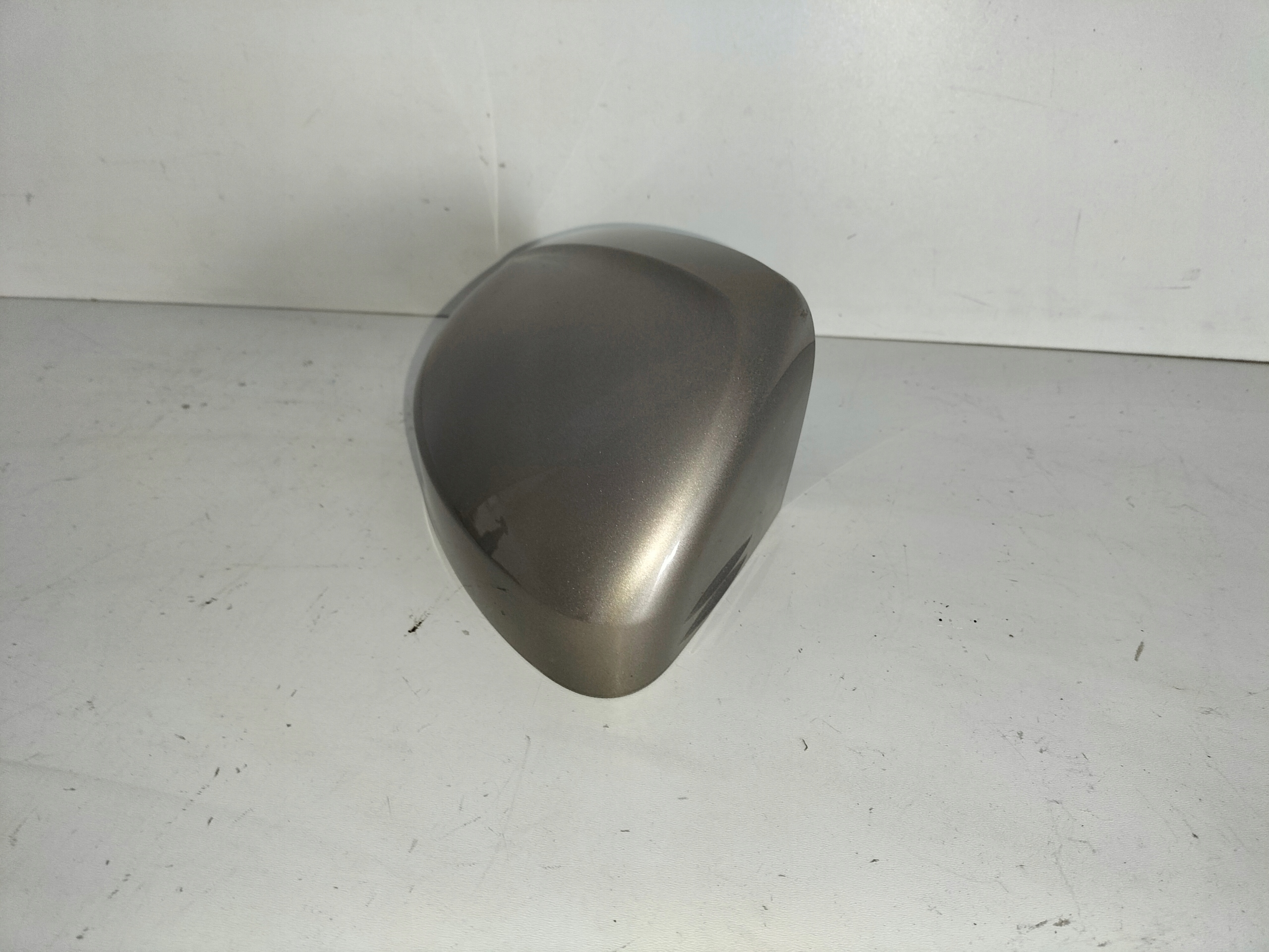 cover cap mirrors right VW TIGUAN II 16