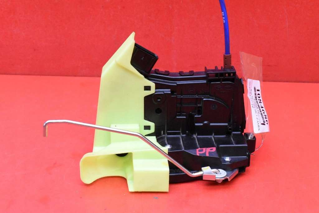 lock door right front front EU 81320-R2000 KIA SPORTAGE 5 V 21-25