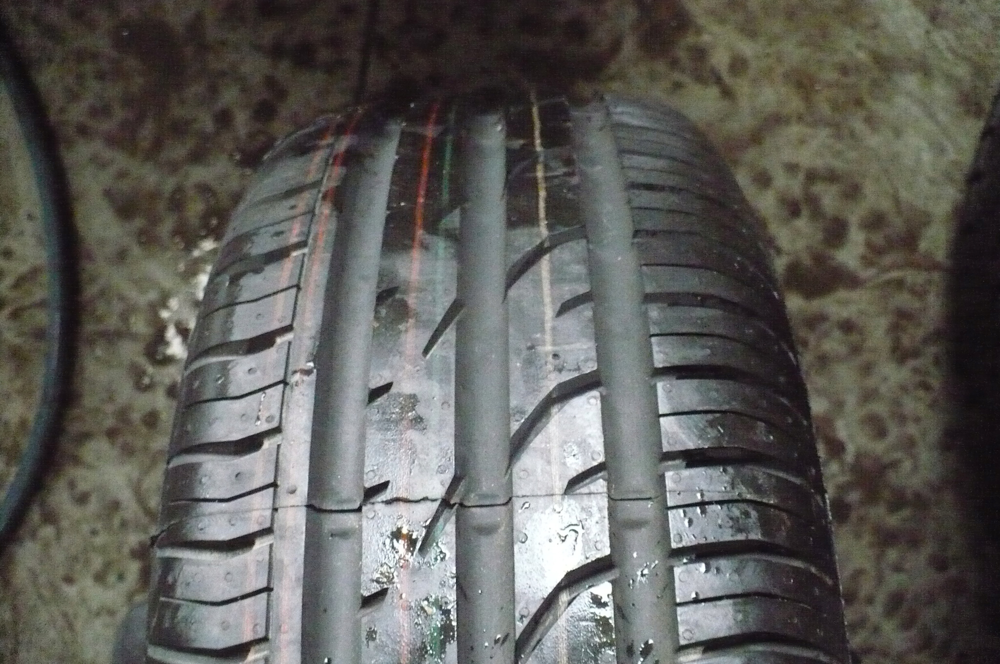 Continental Premium Contact 2 195/60R14 Nová 2020