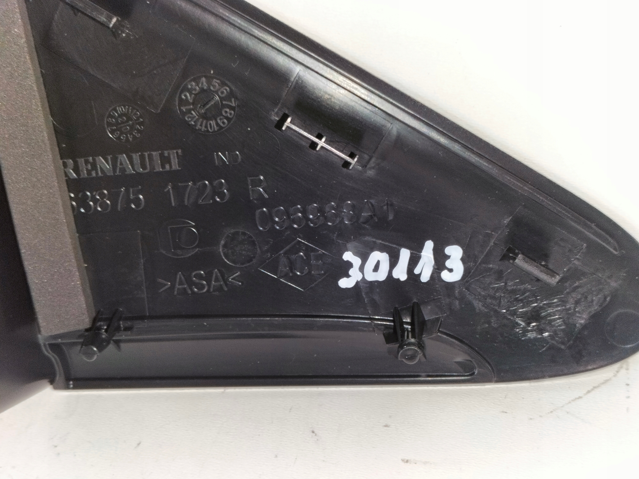 Couverture Aile Avant Gauche RENAULT CLIO 4 IV 12