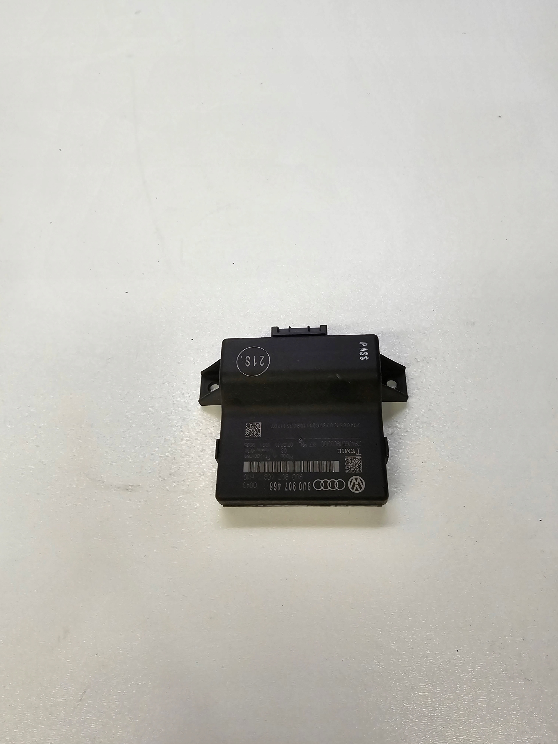 module control unit GATEWAY AUDI A1 Q3 8U 8U0907468