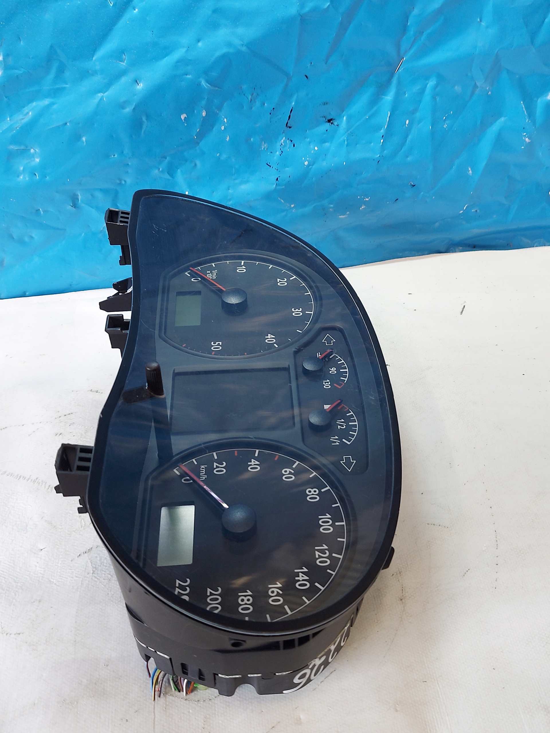 dials clock VW POLO 9N 1.4 TDI 6Q0920900H
