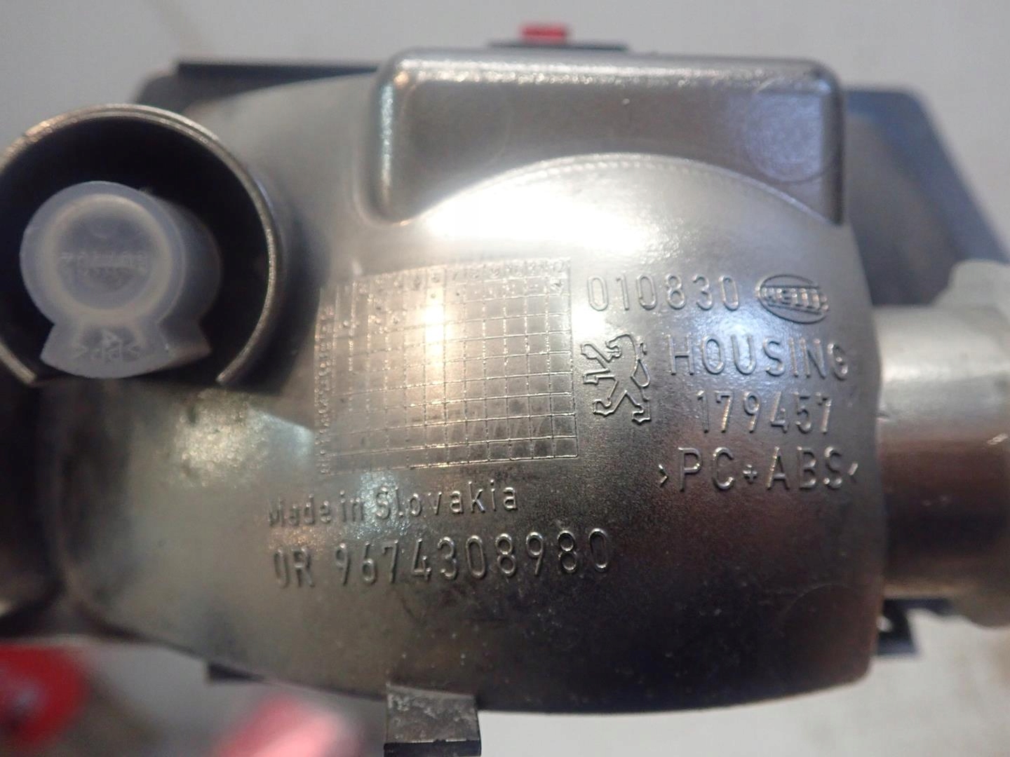 LICHT NEBELSCHEINWERFER PEUGEOT 208 2008 9674308980