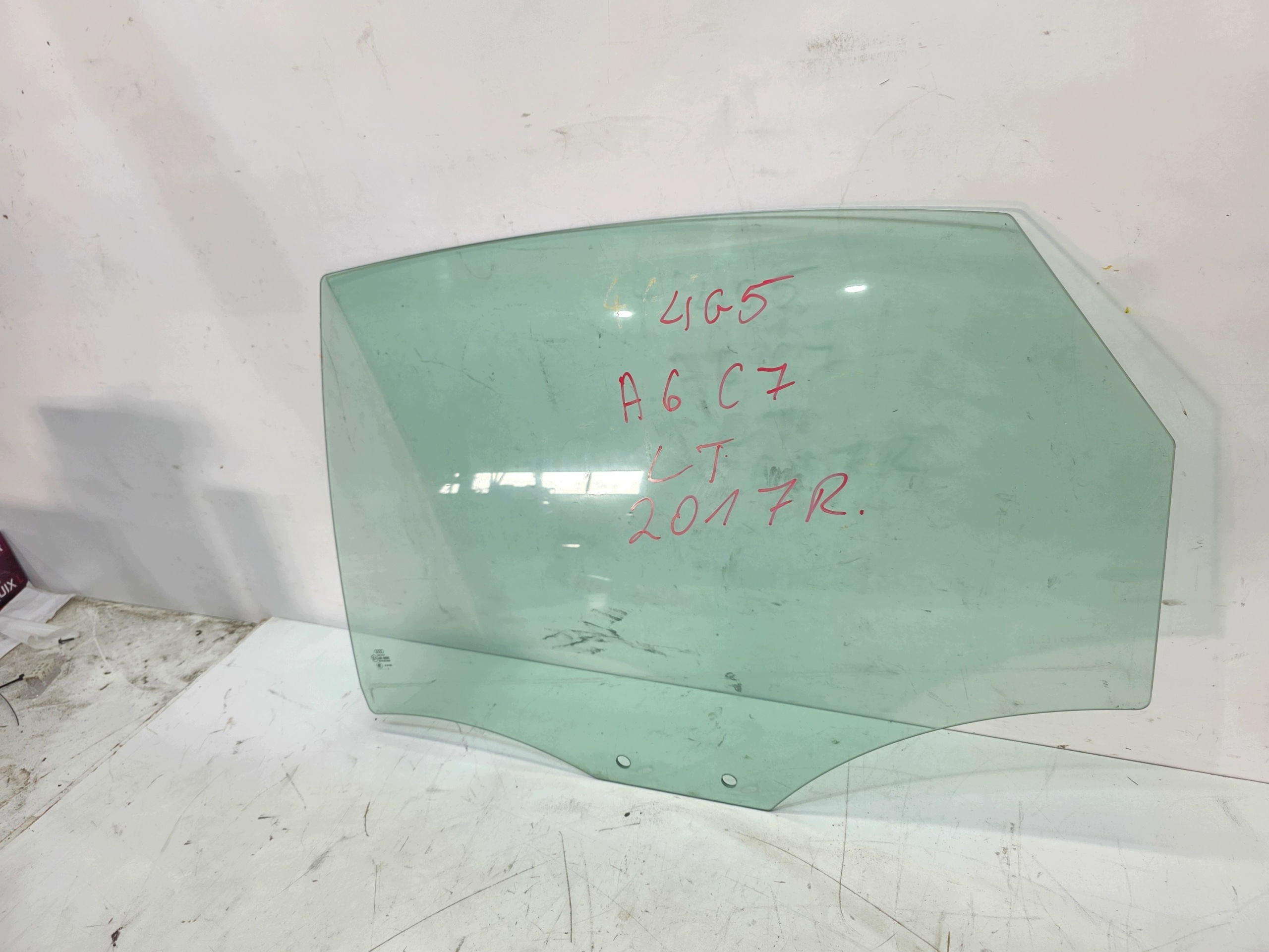 window door left rear part AUDI A6 C7 sedan 4F5 2017 year original