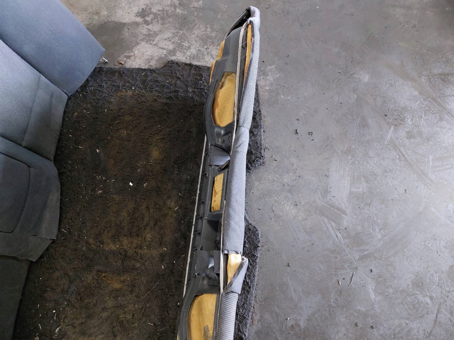 sedačka levý předek + pravý předek BMW E60