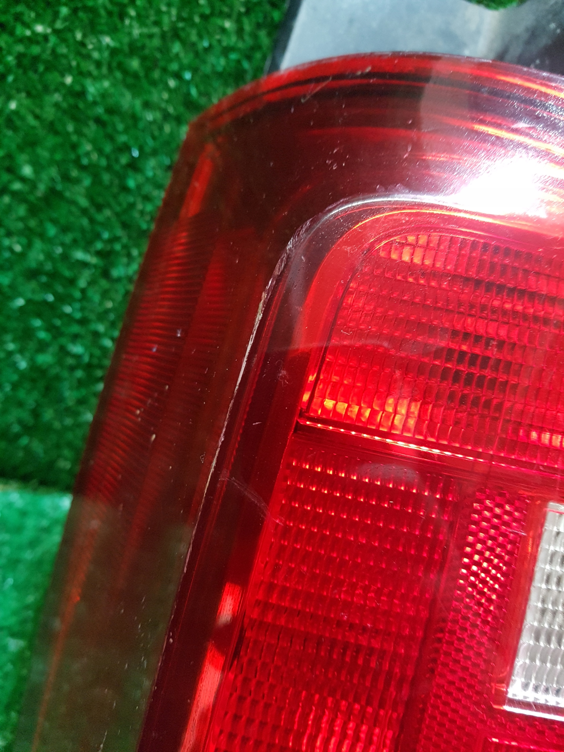 light left rear VOLKSWAGEN T6 7E0945095T