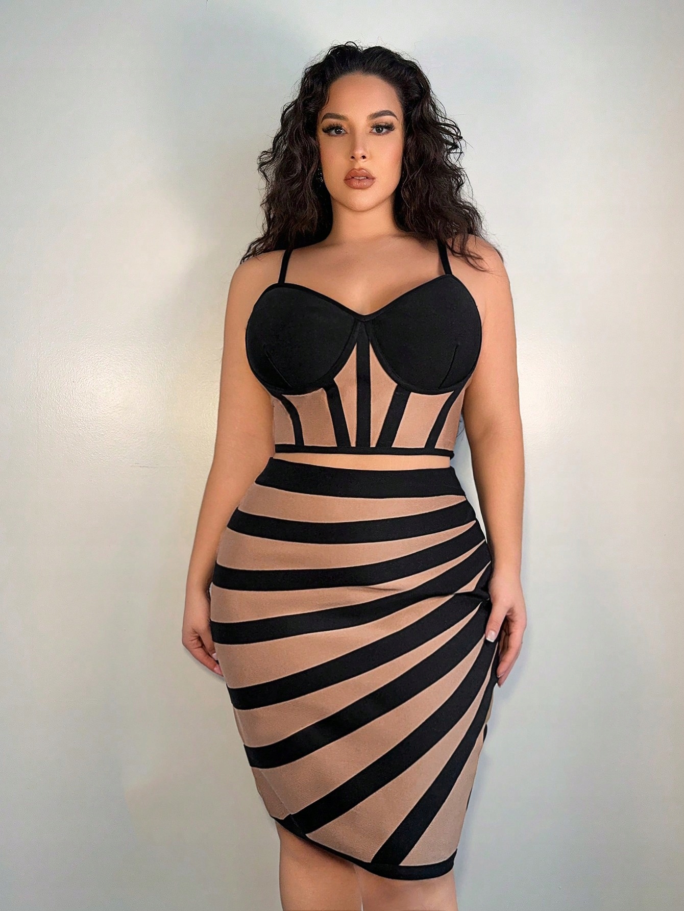 Bodycon Obvazový Komplet S Proužky Pro Večerní Glamour Shein 3XL 46