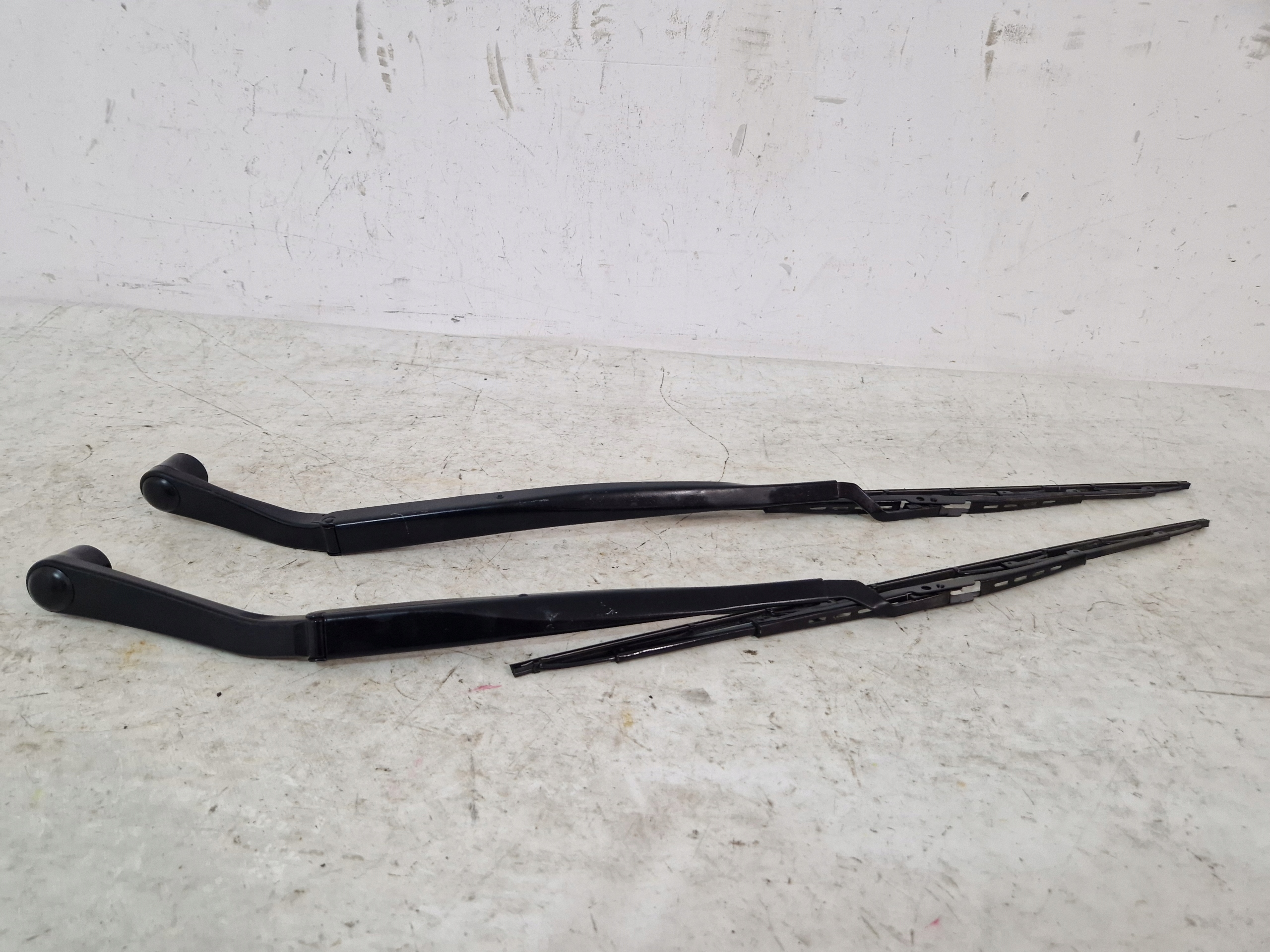DODGE CHARGER 2015 wiper arm right left 2194 2195