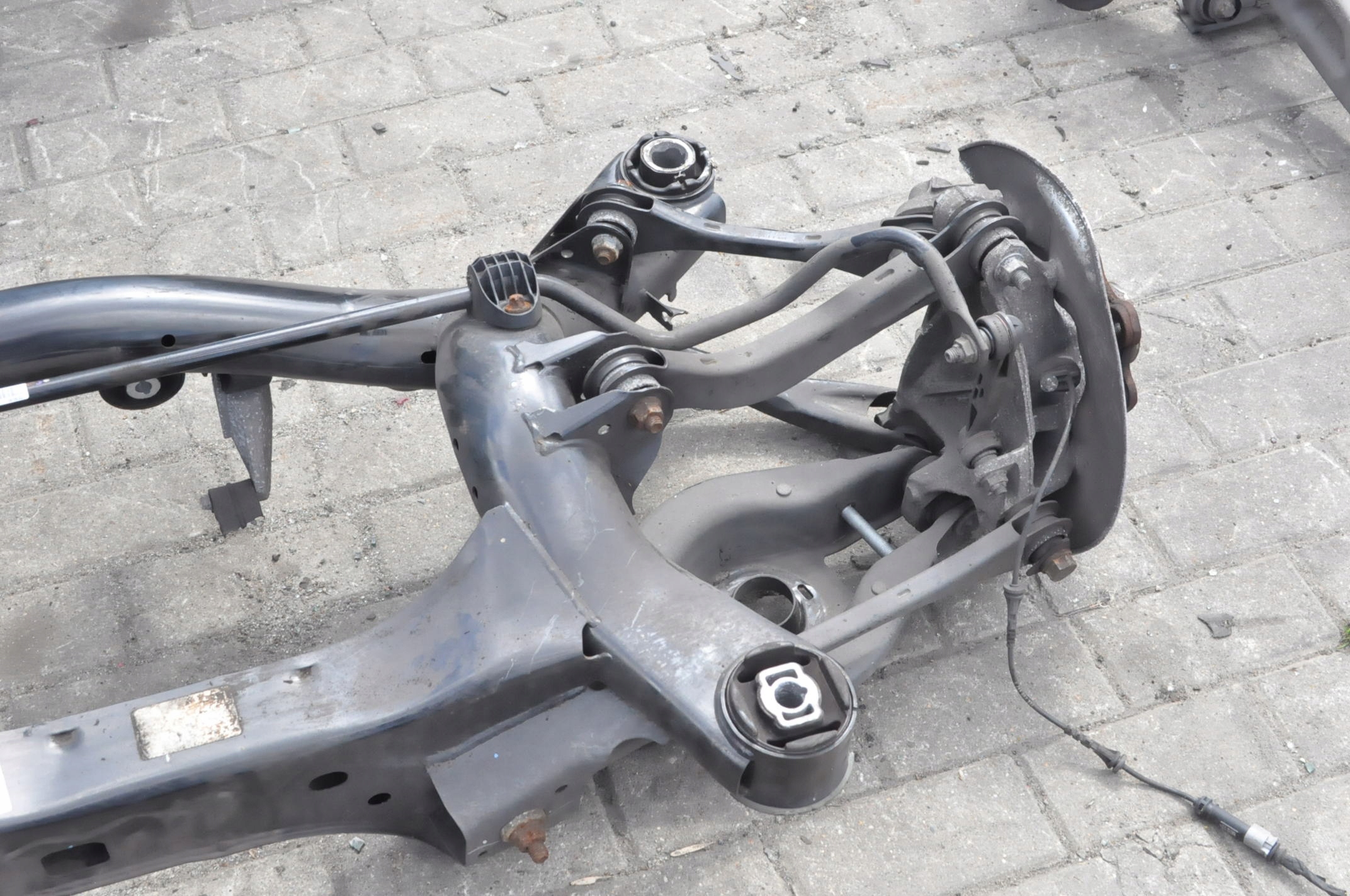 BMW G20 2.0 ZAWIESZENIE BELKA TYŁ 8837927 22R Typ samochodu Samochody osobowe