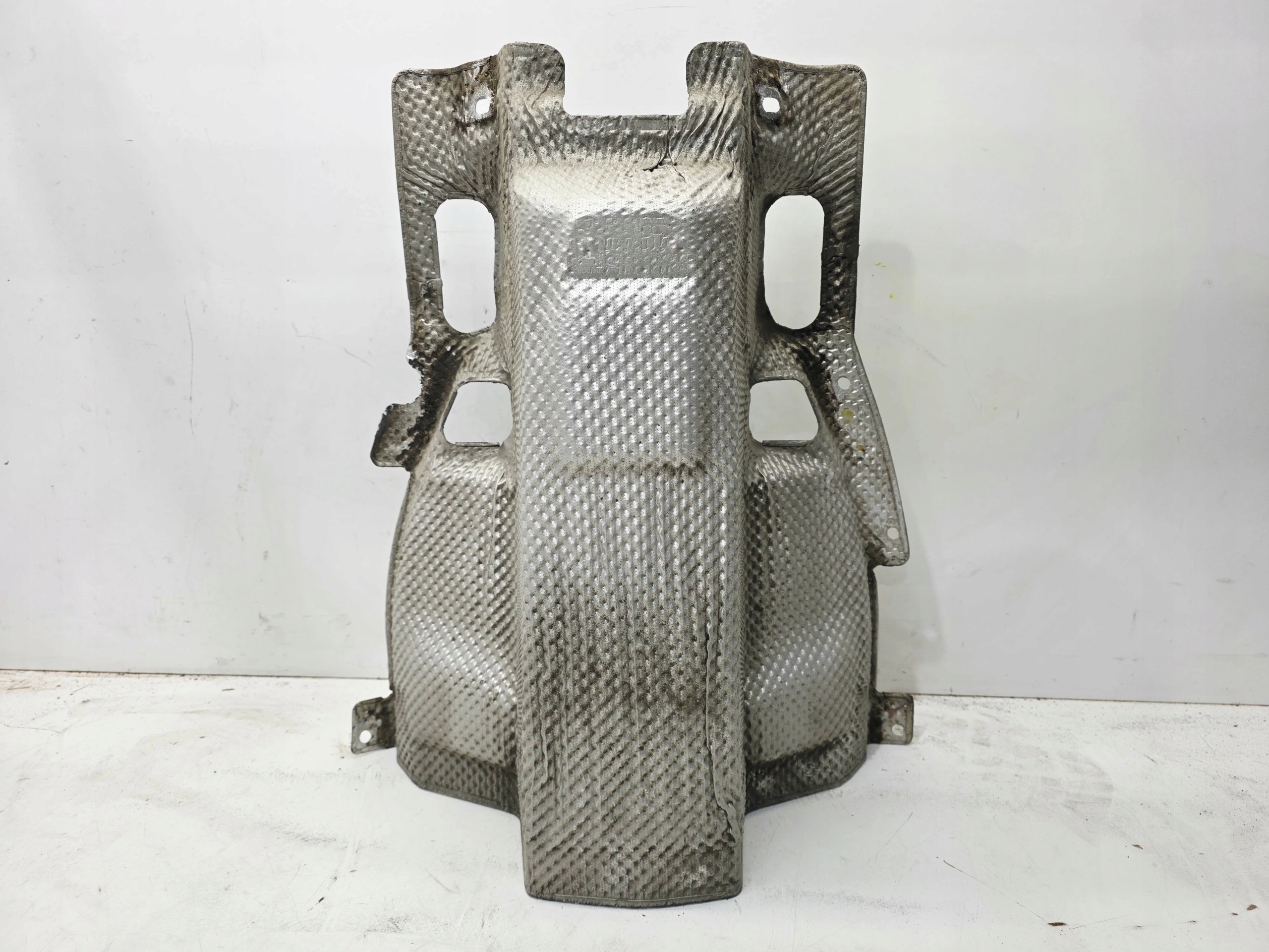 Blende Abdeckung TERMICZNA TUNELU AUDI Q5 8R 8R0804160E