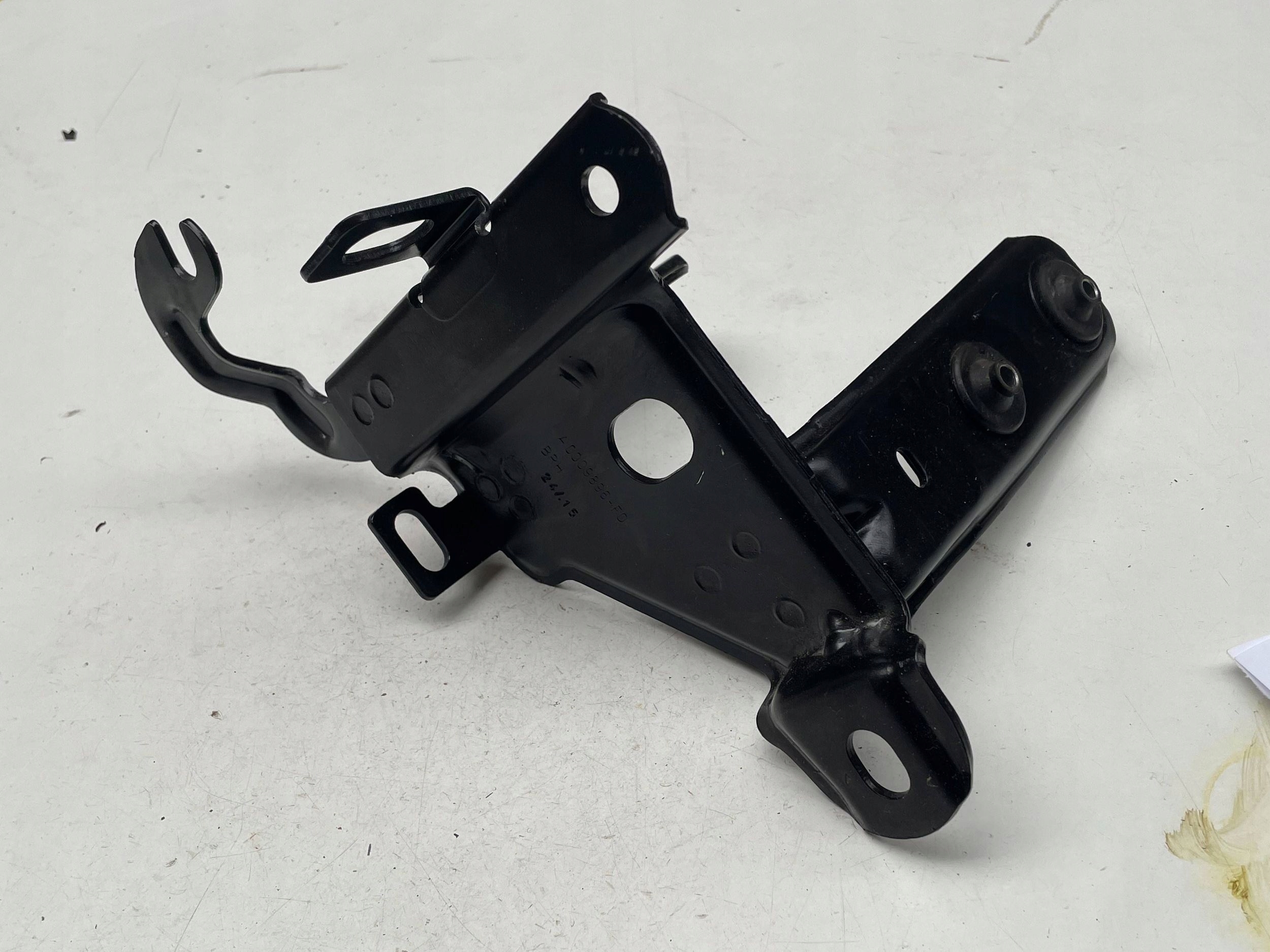 Support plaque Radiateur CITROEN C5 II A0009896-F0 !J