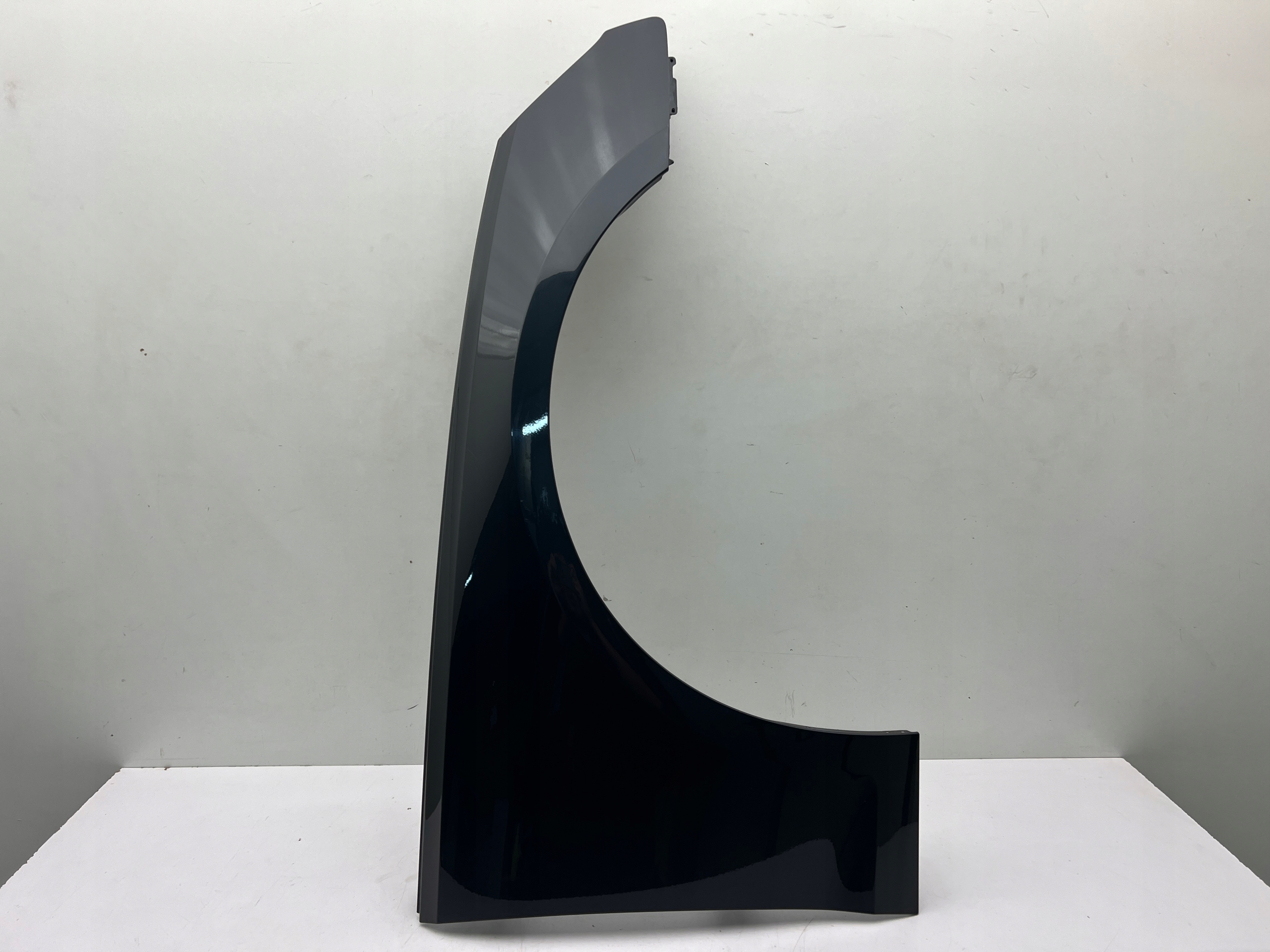 AUDI A4 B9 8W LIFT BŁOTNIK PRZEDNI PRAWY PRZÓD ORYGINAŁ OEM 19-24