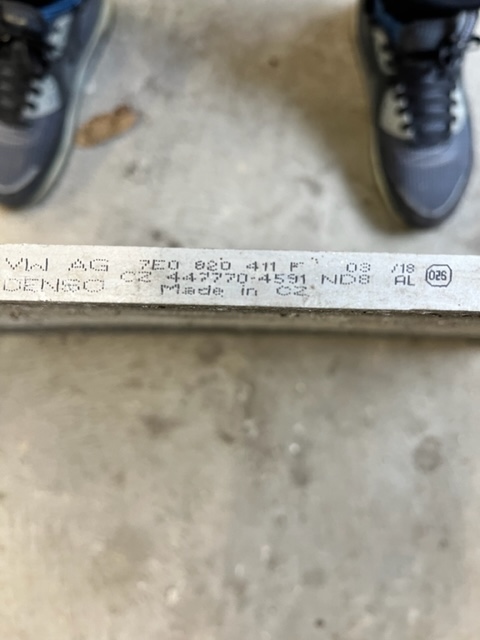 VW T5 T6 CHŁODNICA KLIMATYZACJI 7E0820411F Numer katalogowy części 7E0820411F