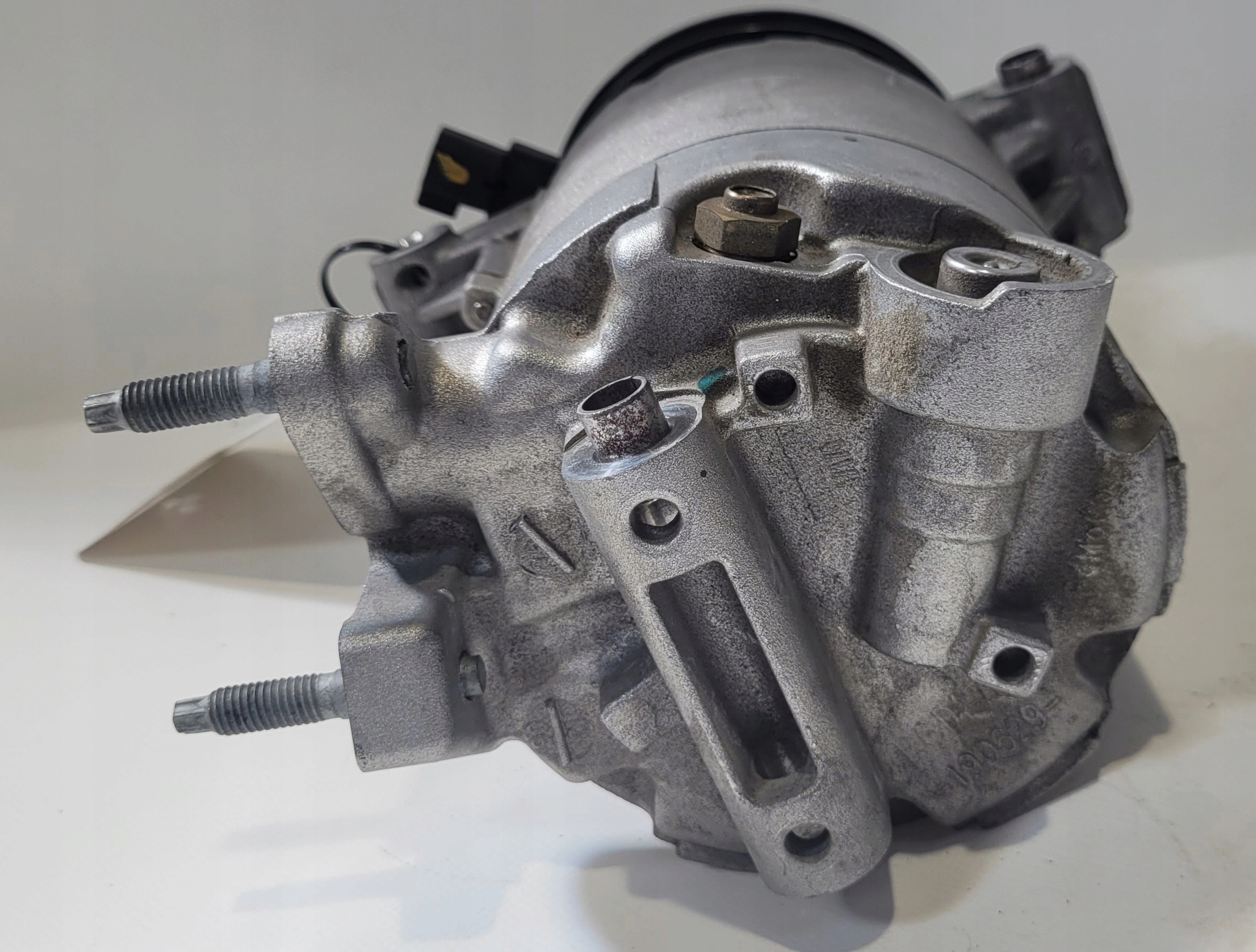 kompresor klimatizaci FORD CV61-19D629-BJ