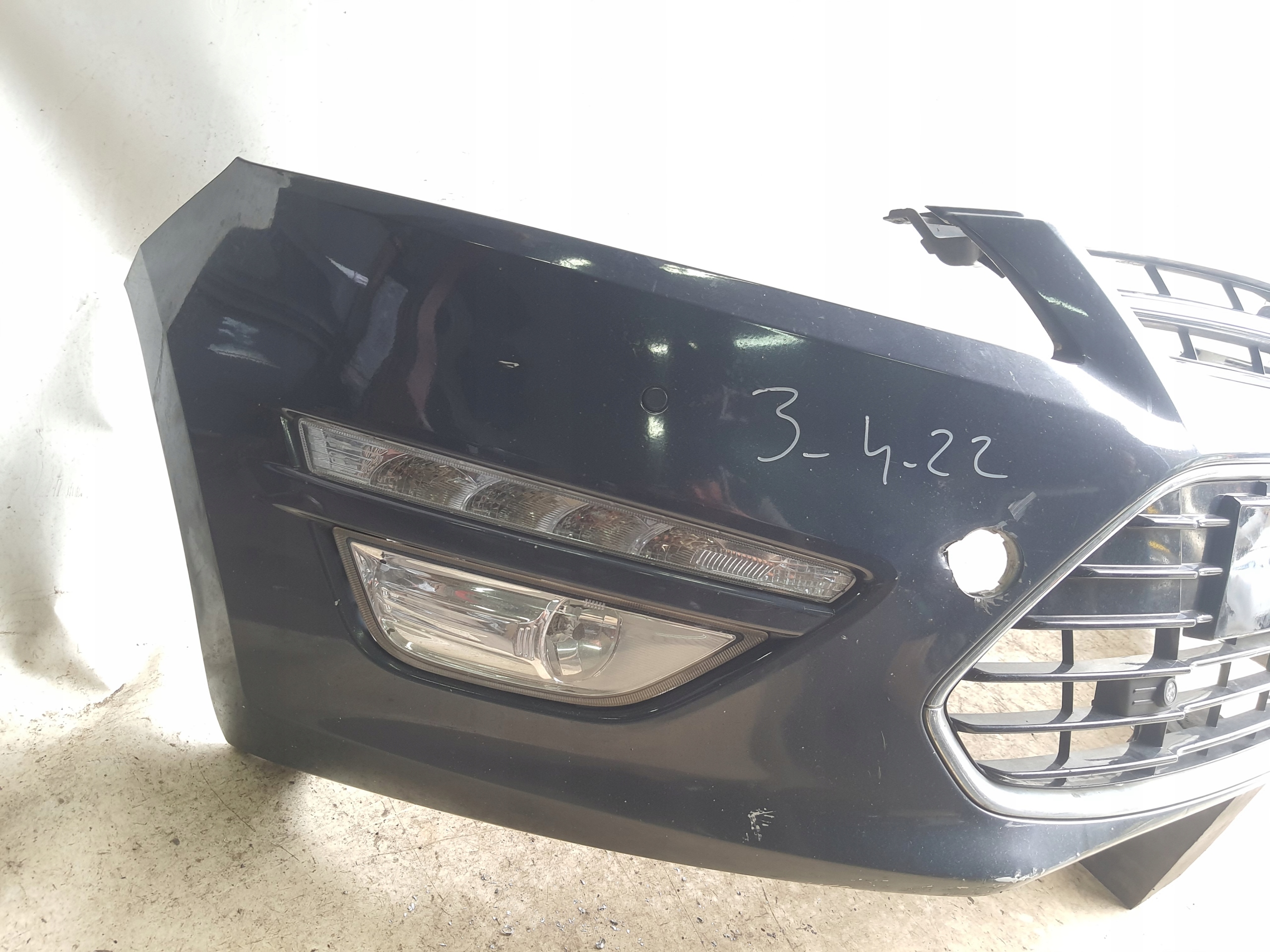 FORD MONDEO MK4 LIFT 10-14 bumper LED + PDC