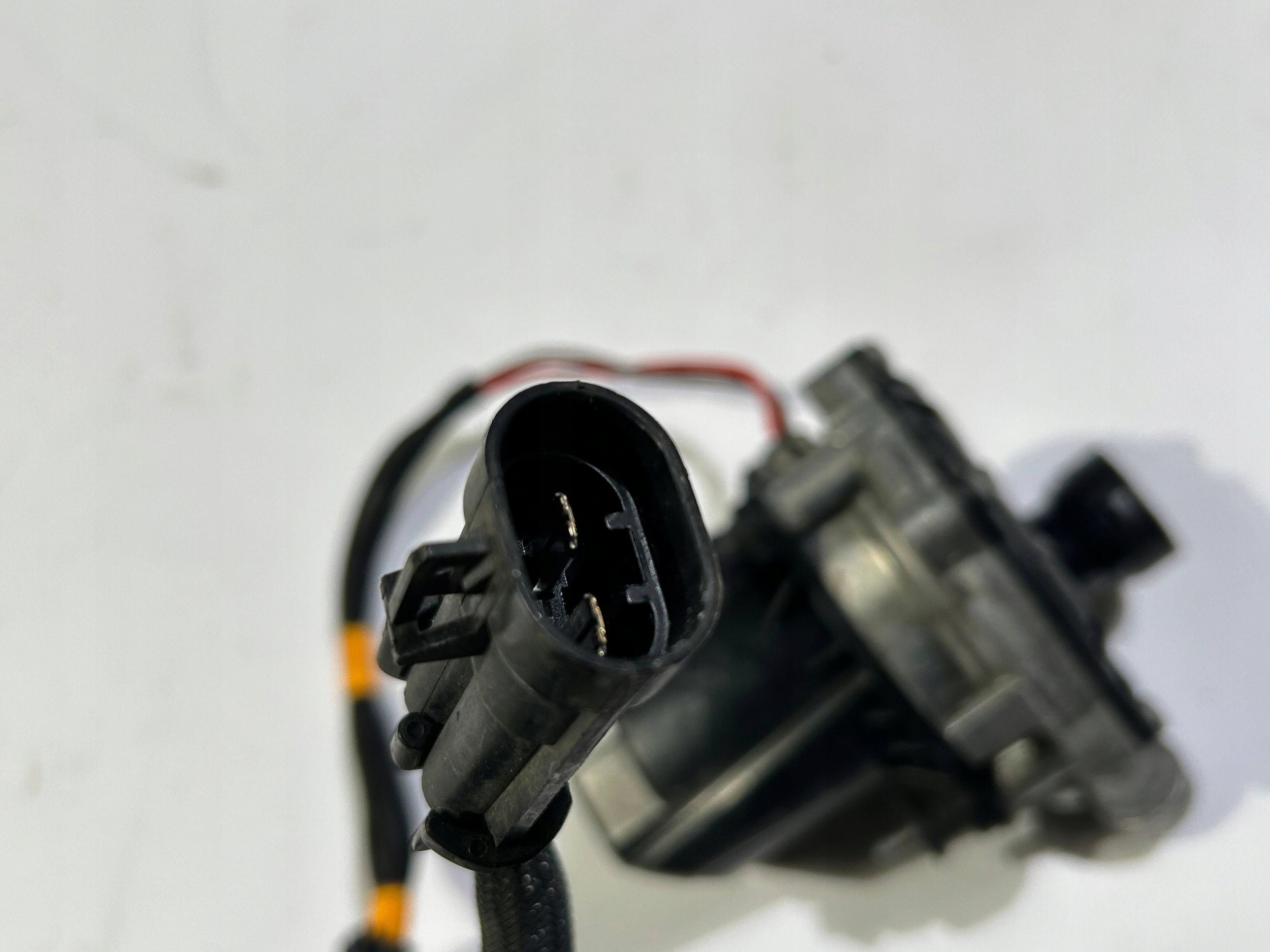 Pumpe luft wtornego Maserati Quattroporte 2013