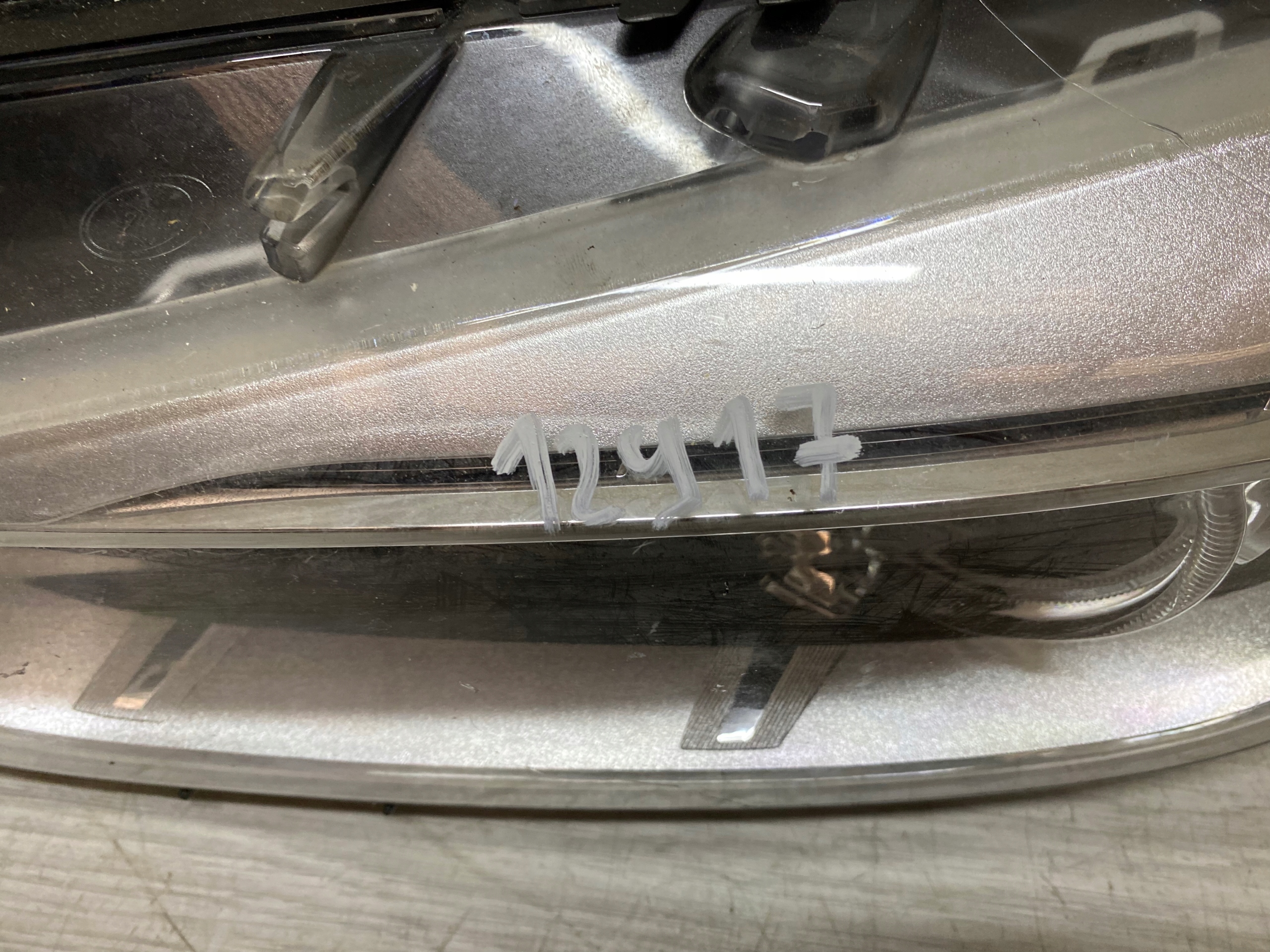BMW 3 F30 F31 Bi BIXENON left