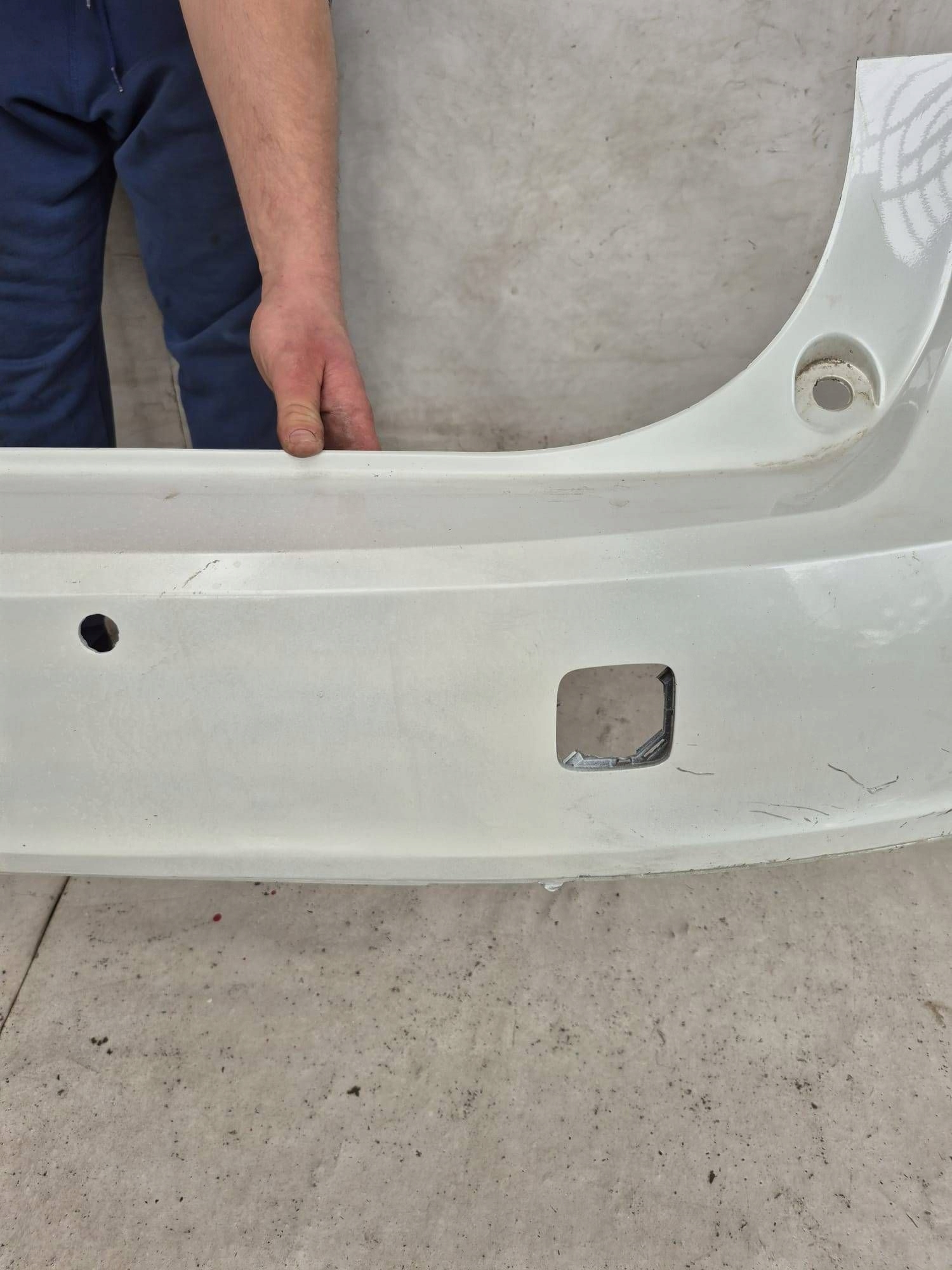 VOLVO V90 16- bumper rear part rear PDC 31383315