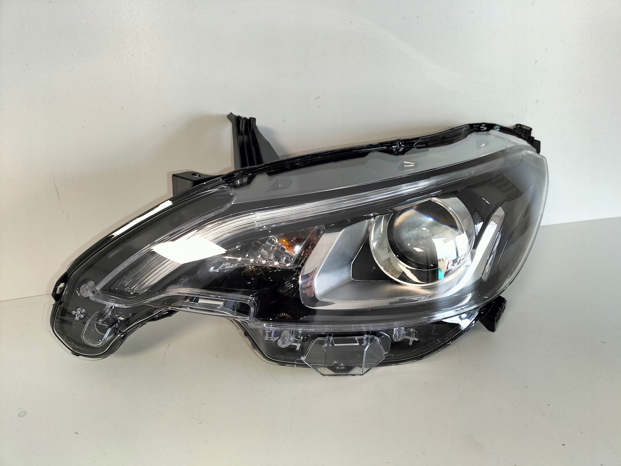 light front reflektor left PEUGEOT 108 14