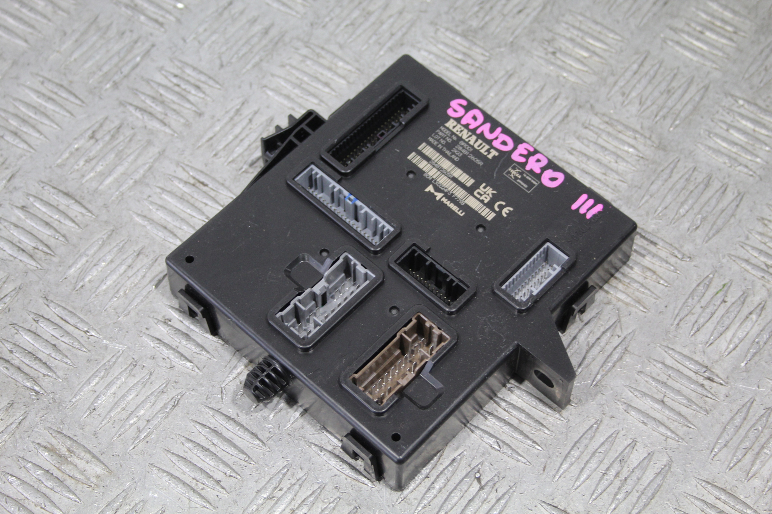 module control unit BCM SANDERO STEPWAY 3 III 284B12605R