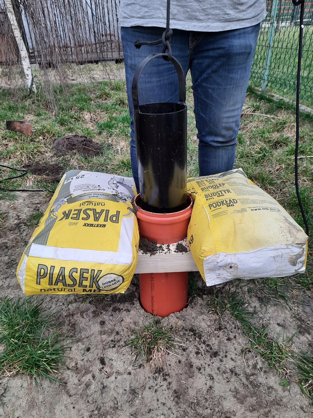 Dyby drewniane 160- wiertnica, studnia, szlamówka Zasilanie ręczne