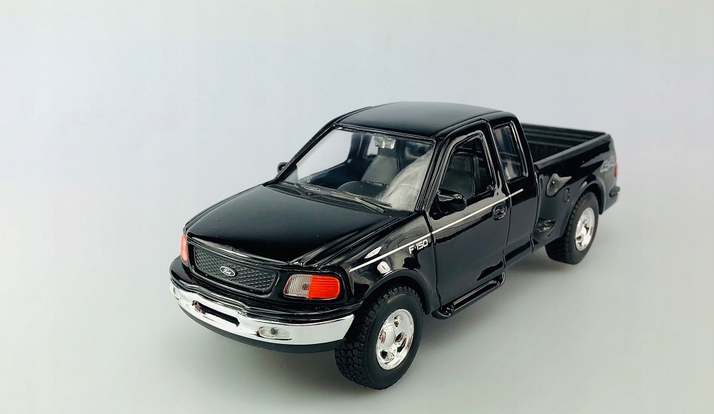 Welly 1999 Ford F-150 Flareside Supercab Černá 1:24 Nový Kovový Model