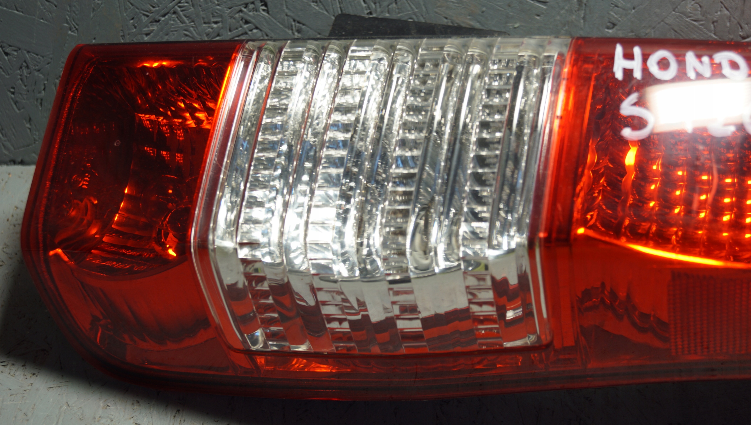 фонарь правый Honda CR-V II РЕСТАЙЛИНГ