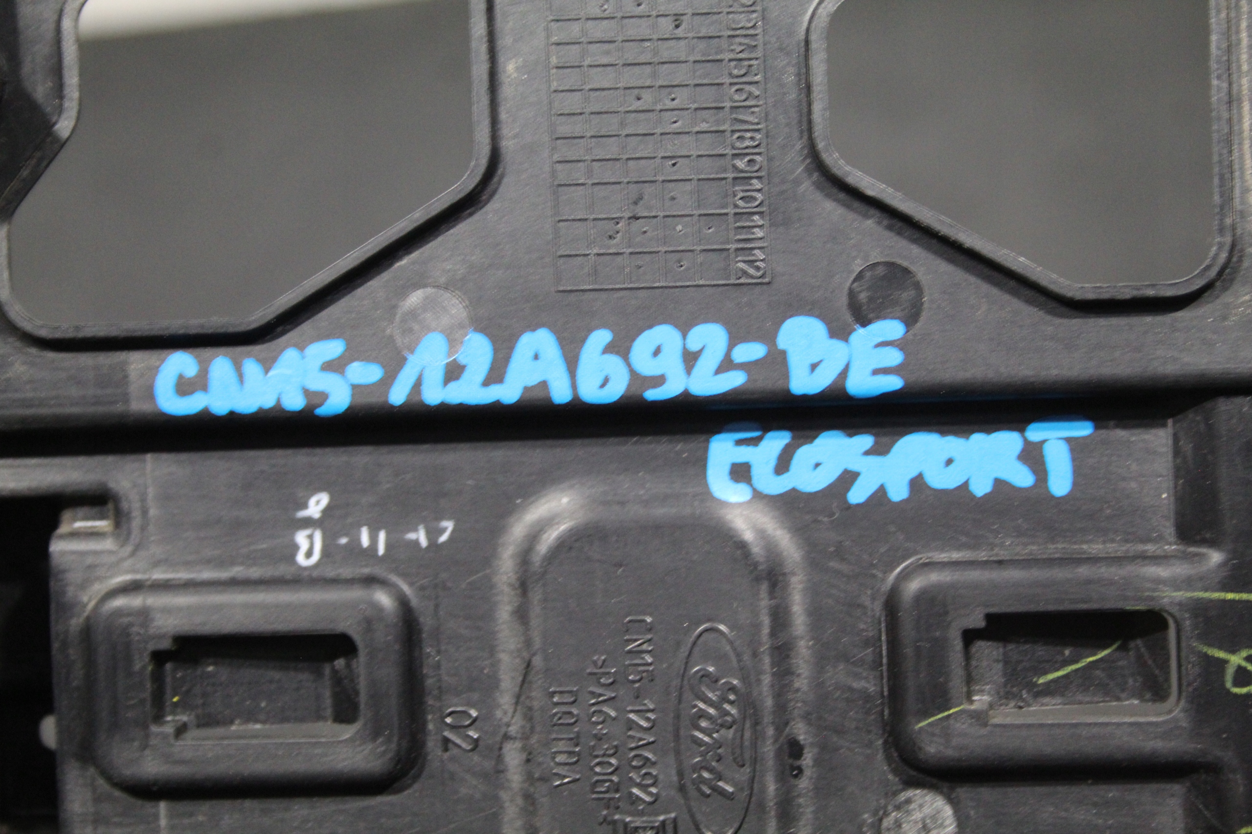 Porte Support plaque FORD ECOSPORT II 2 MK2 CN15-12A692-BE