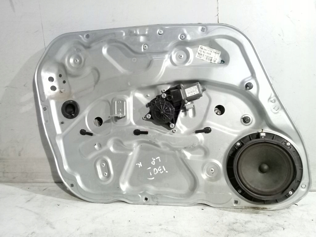 Hyundai i30 and 5D window regulator left front 82450-2R000