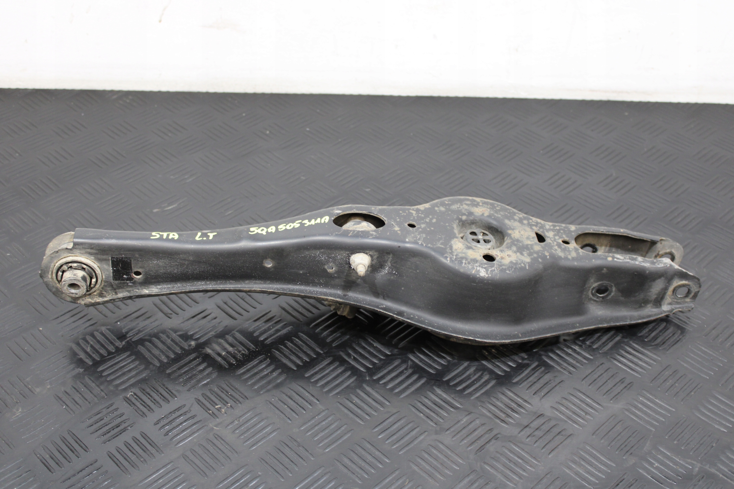 Querlenker links heck hinten 5QA505311A VW TOURAN II 2 5TA