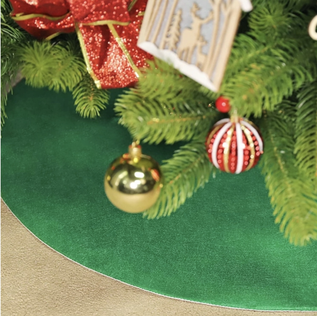 Koberec Kobereček Pod Vánoční Stromek Ozdobný Zelený 150 CM