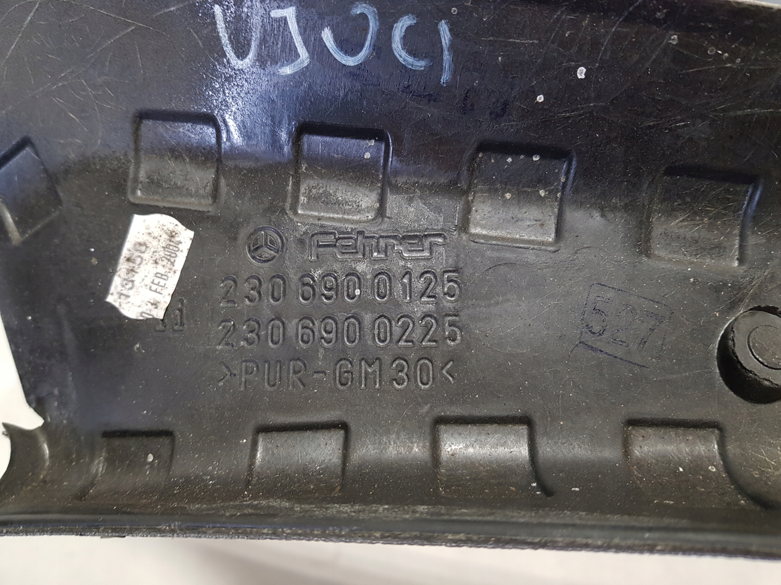 MERCEDES R230 cover covering SLUPKA left front