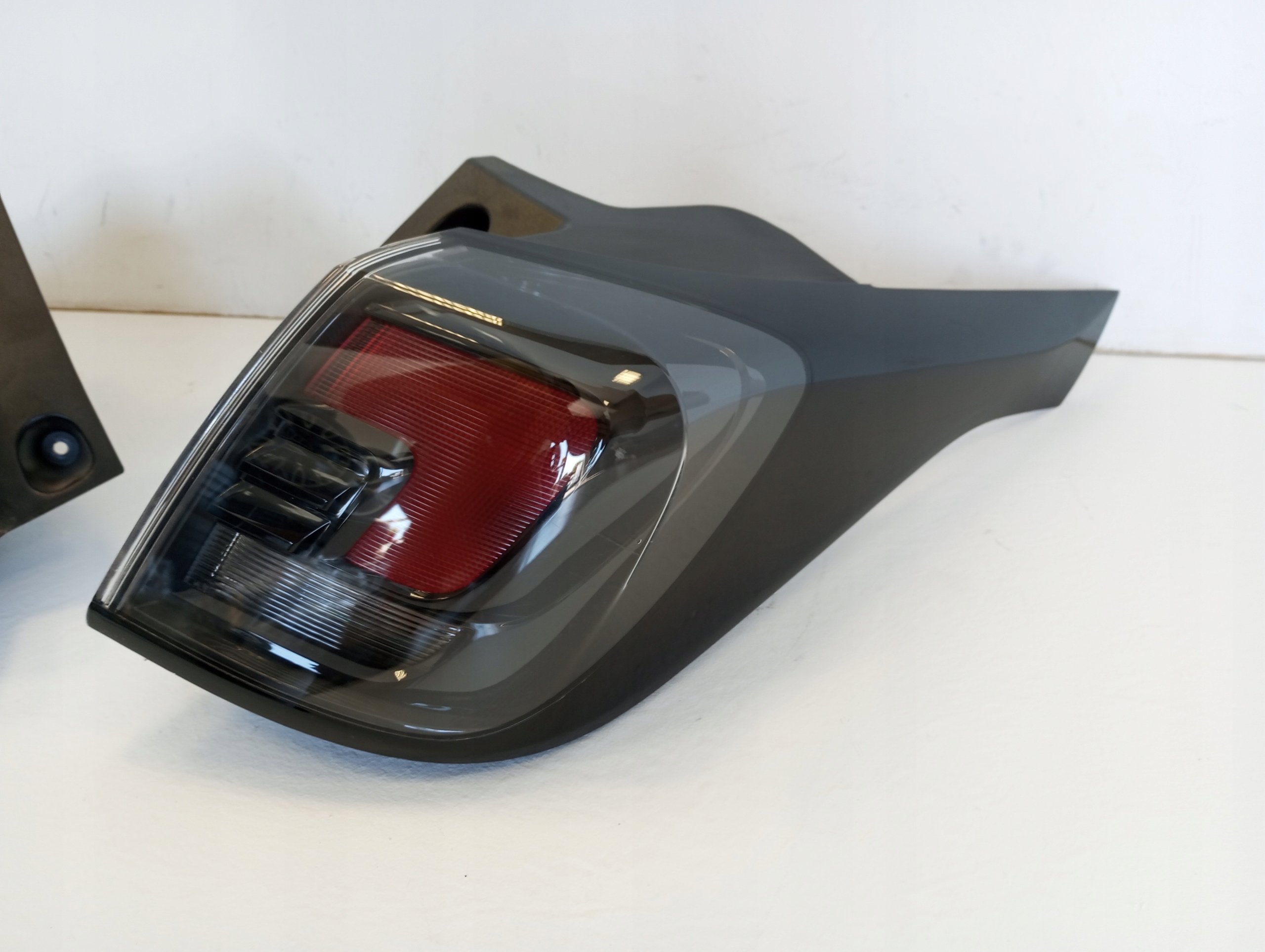 light rear part rear OPEL CROSSLAND LIFT BLACK EDITION