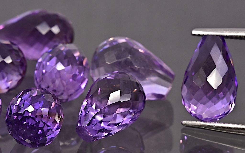 Ametyst fasetovaný sopel 10x6,2 mm