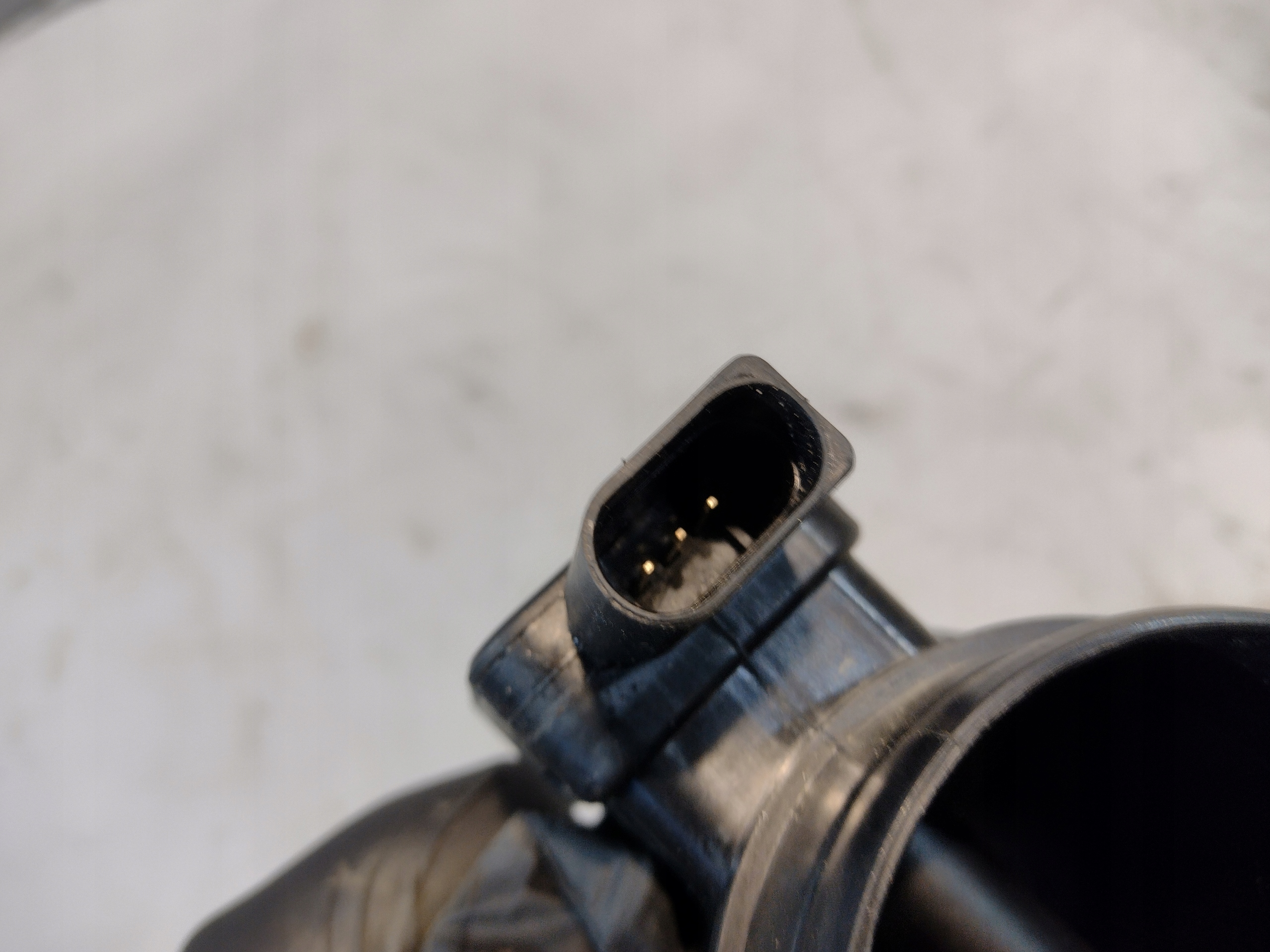 flow meter Volkswagen Golf VI 6 1,6TDI 8ET358095-06