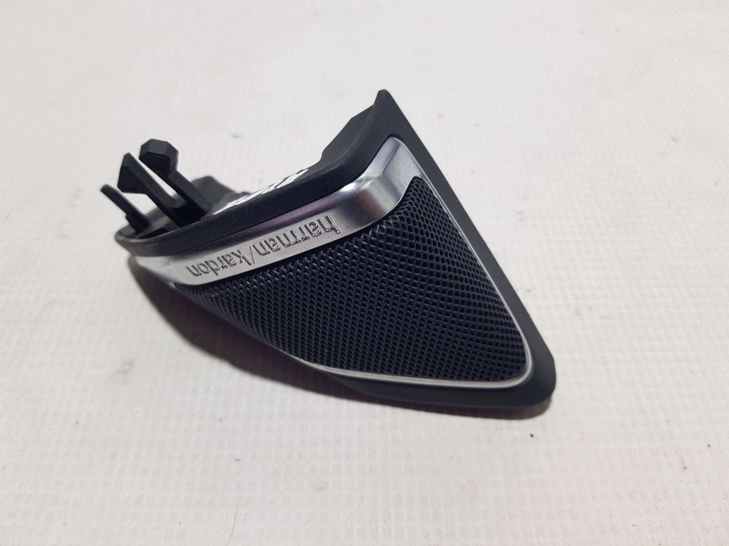 covering speaker door front left Mercedes CLS W218 HARMAN KARDON