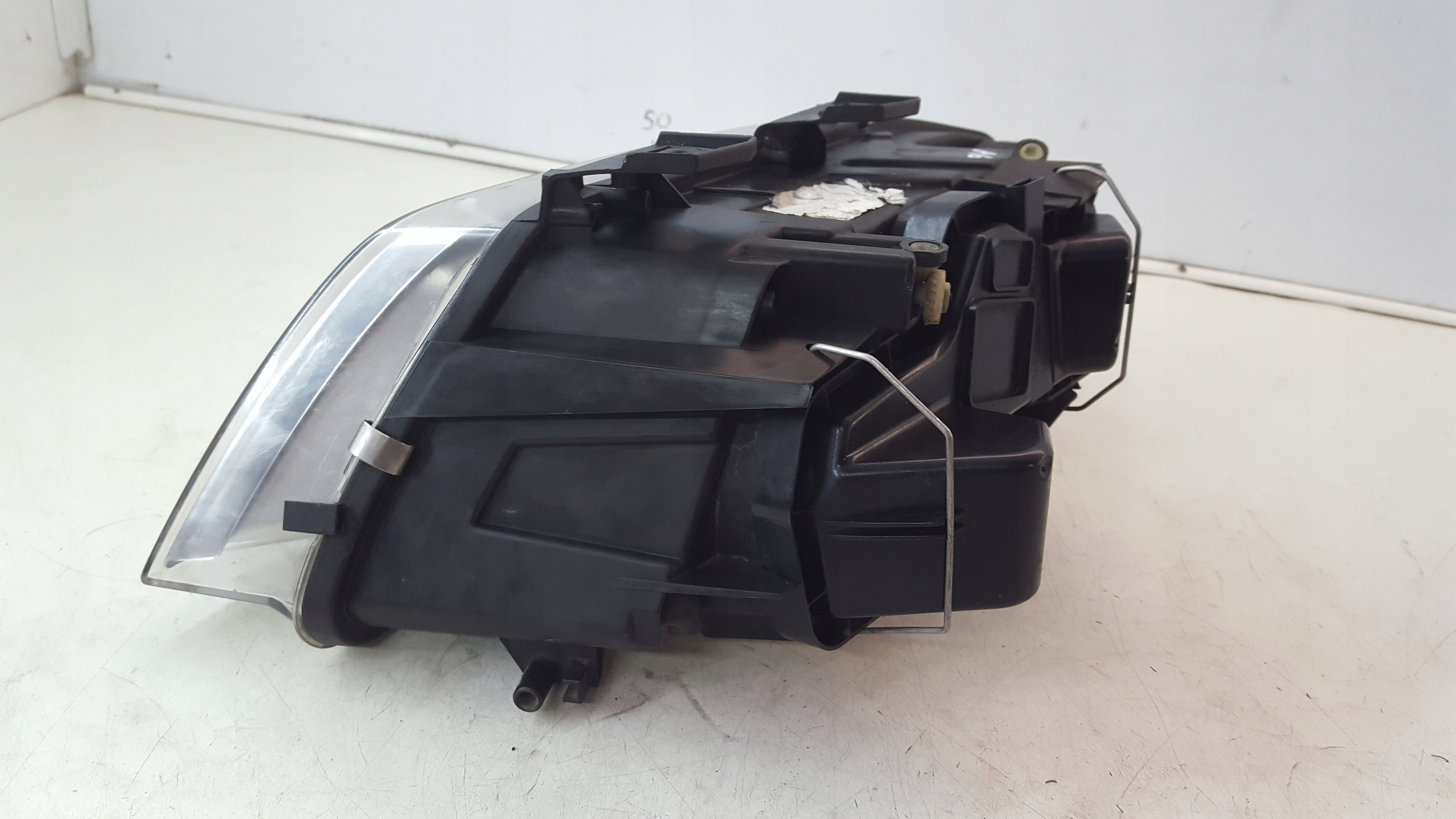 light right front Hella 14846800 europa Audi A6 C5