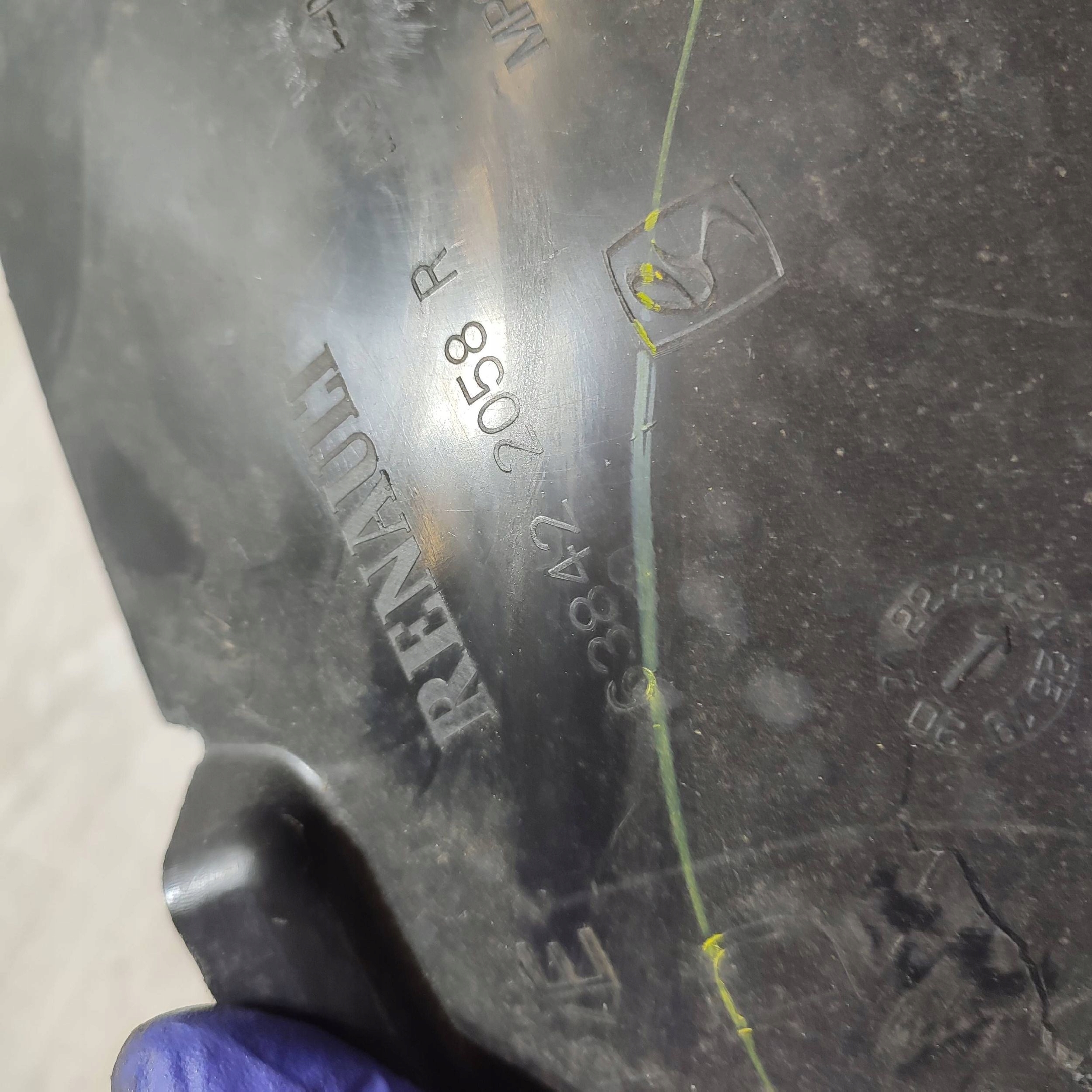 mudguard front front side right Dacia Jogger 638422058R